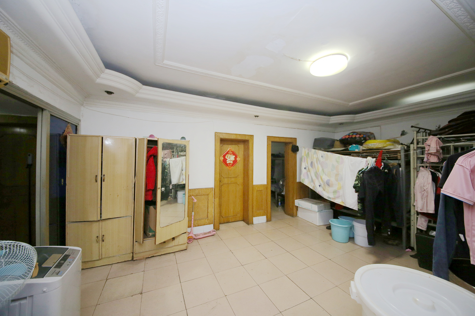 吉景小区  3室1厅1卫    68.0万客厅