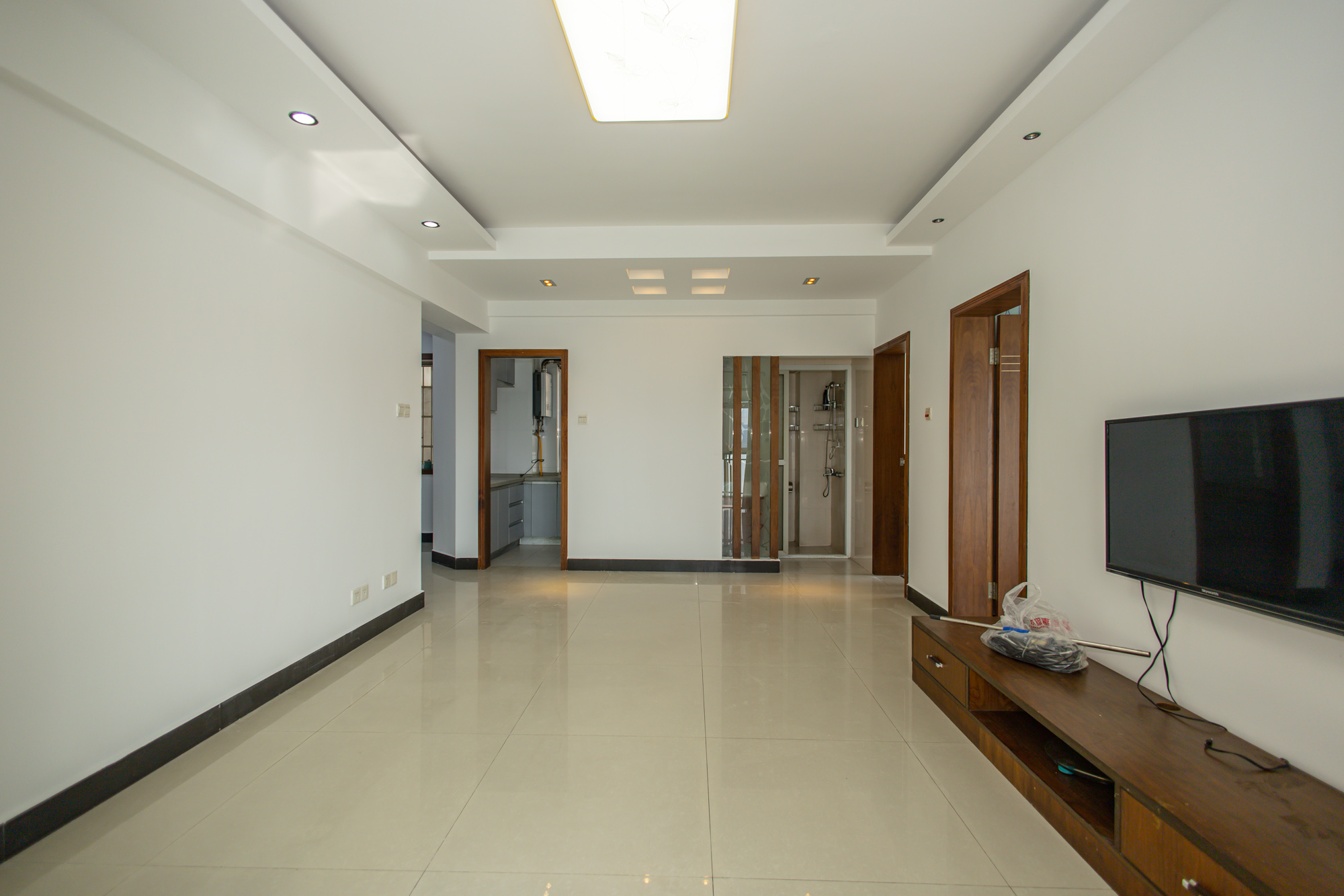 未来现代城 2室2厅1卫 52.8万 未来现代城 2室2厅1卫 52.8万客厅