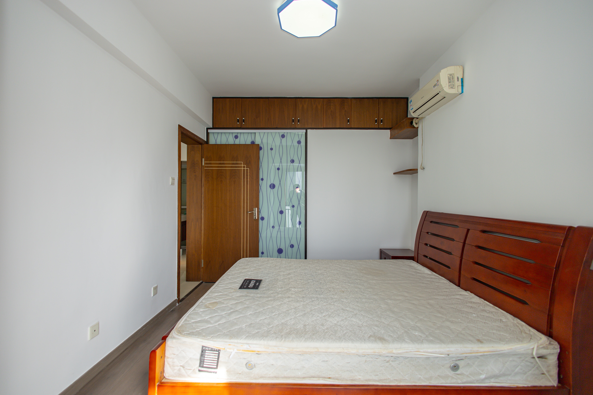 未来现代城 2室2厅1卫 52.8万 未来现代城 2室2厅1卫 52.8万卧室