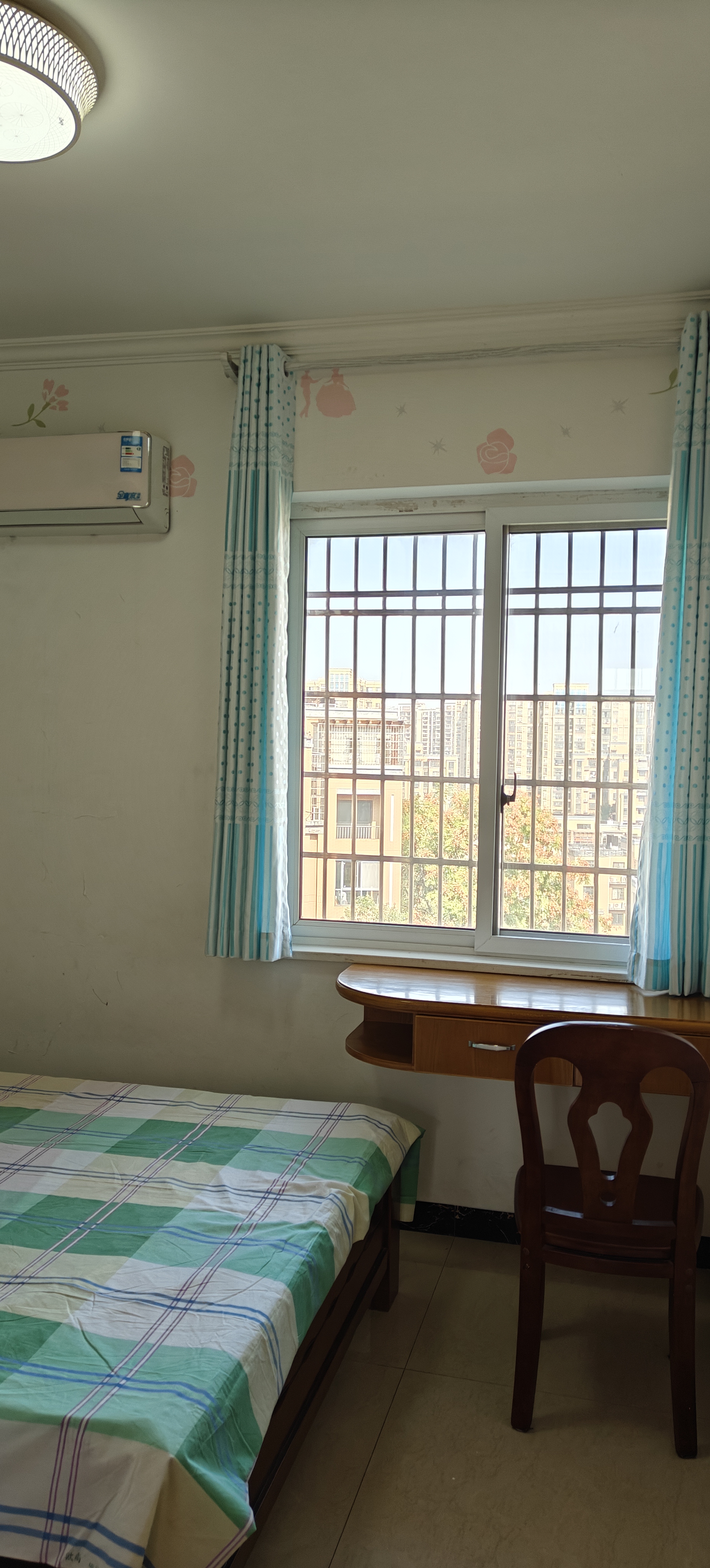 山水印象(愿景想山) 3室2厅1卫 1350.0元/月 山水印象(愿景想山) 3室2厅1卫 1350.0元/月室内图