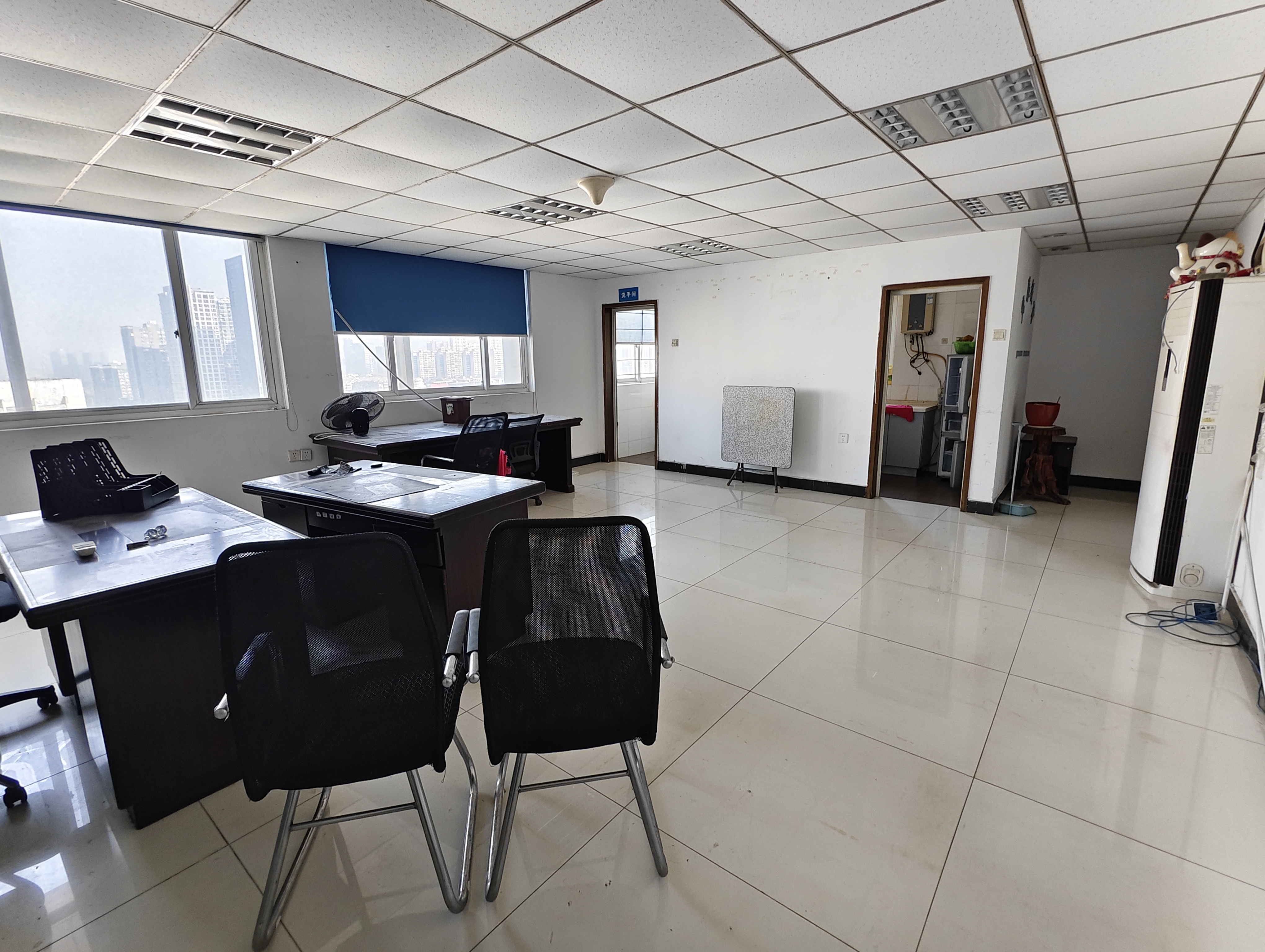 建鸿达现代公寓 2室1厅1卫 2400.0元/月 建鸿达现代公寓 2室1厅1卫 2400.0元/月室内图