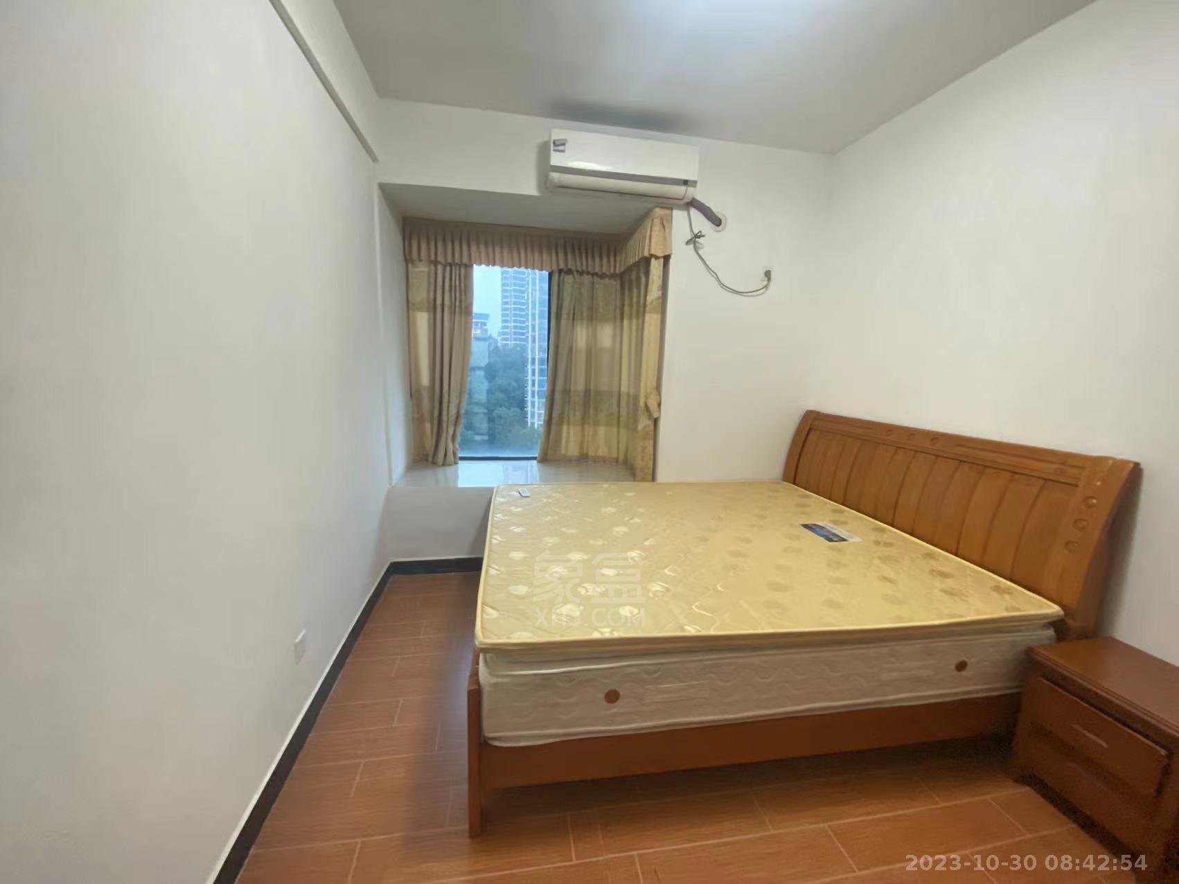 山水国际  4室2厅1卫    2500.0元/月 山水国际  4室2厅1卫    2500.0元/月室内图