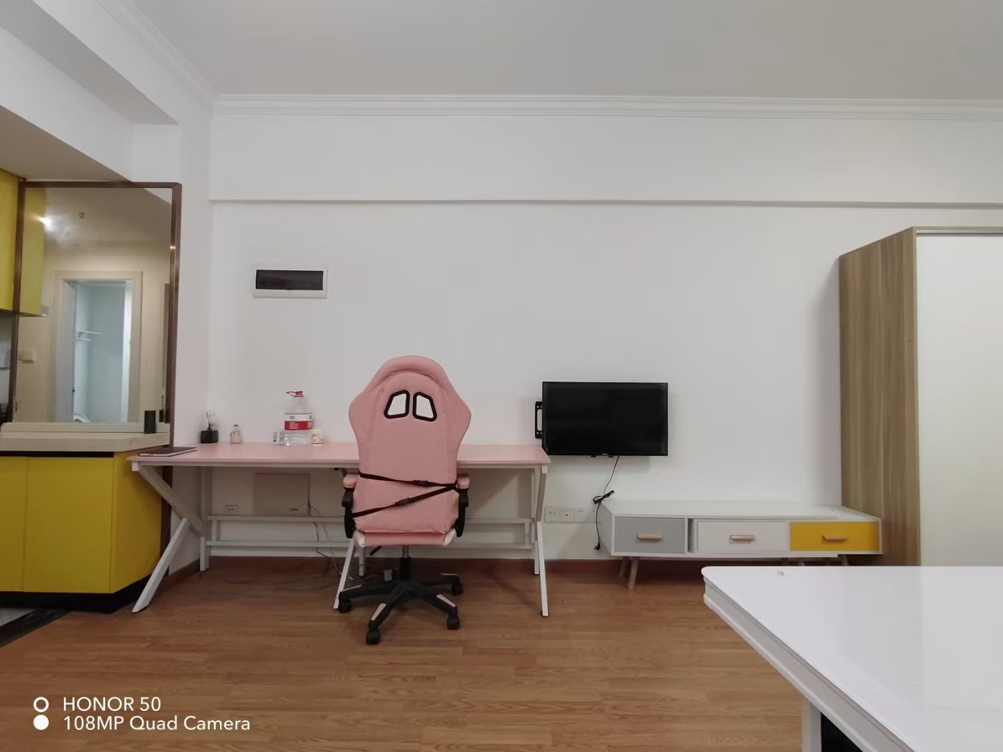 五江碧桂园城市广场  1室1厅1卫    1200.0元/月 五江碧桂园城市广场  1室1厅1卫    1200.0元/月室内图