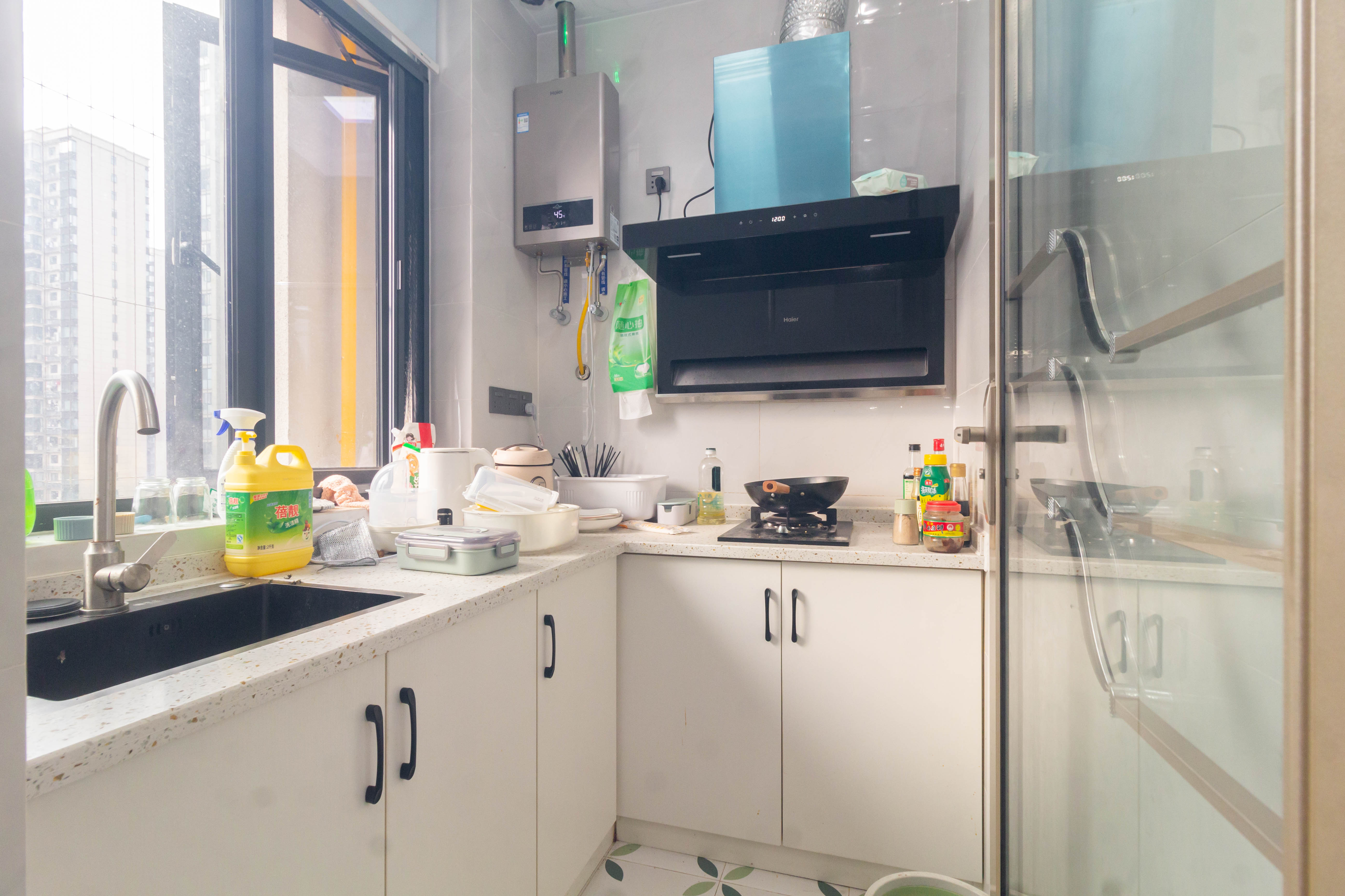 日盛湖湘花苑  1室1厅1卫    29.0万 日盛湖湘花苑  1室1厅1卫    29.0万厨房