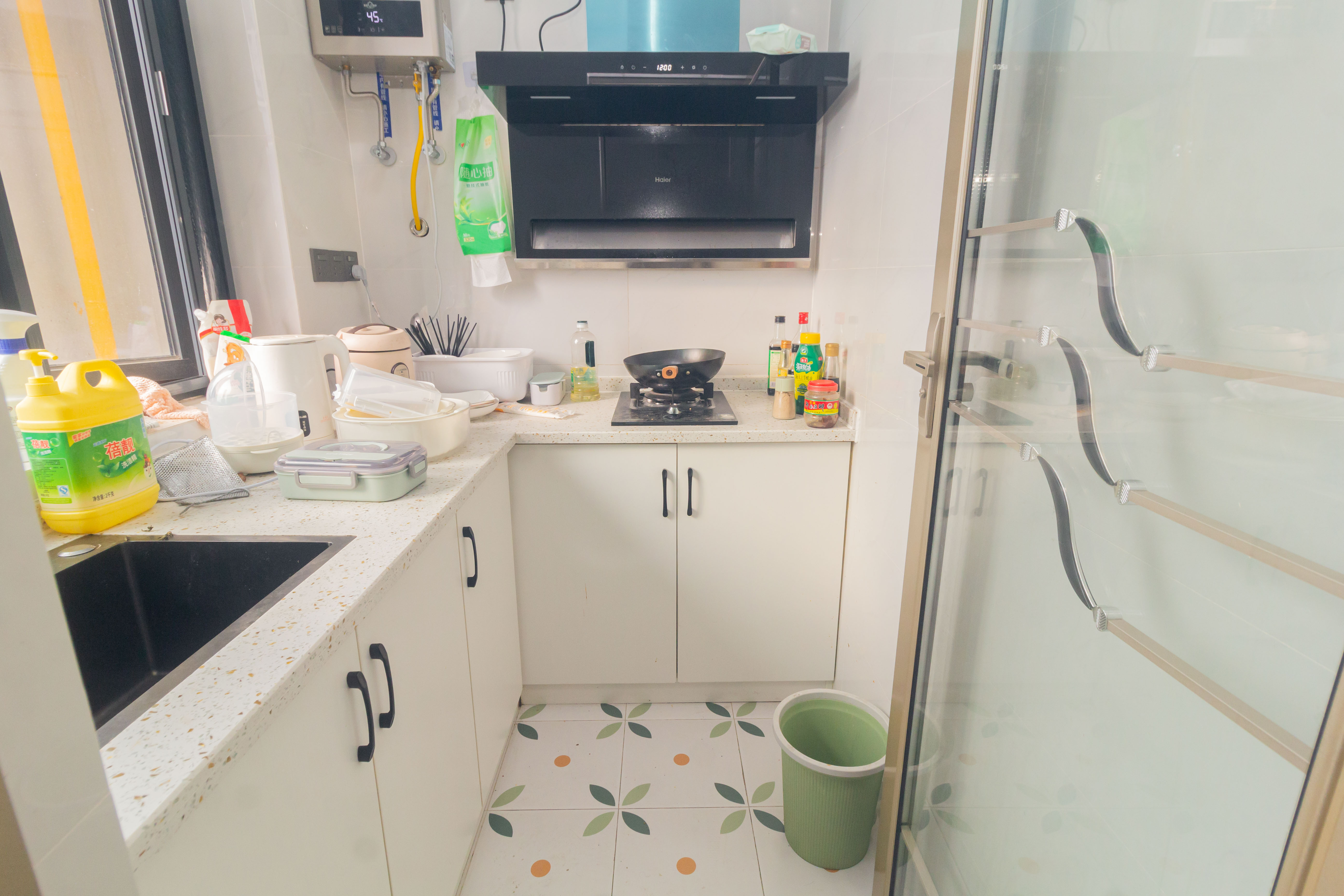 日盛湖湘花苑  1室1厅1卫    29.0万 日盛湖湘花苑  1室1厅1卫    29.0万厨房