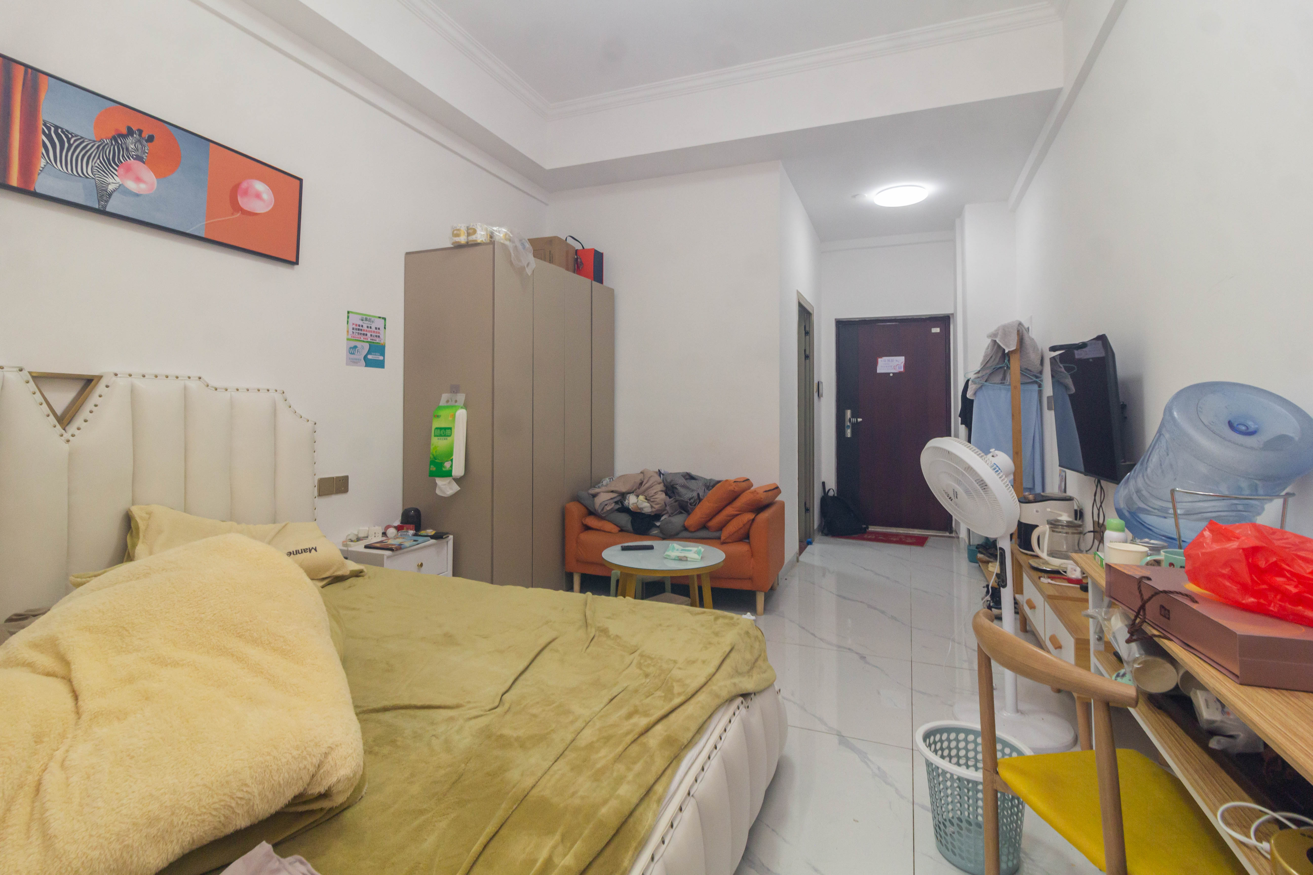 日盛湖湘花苑  1室1厅1卫    29.0万 日盛湖湘花苑  1室1厅1卫    29.0万客厅