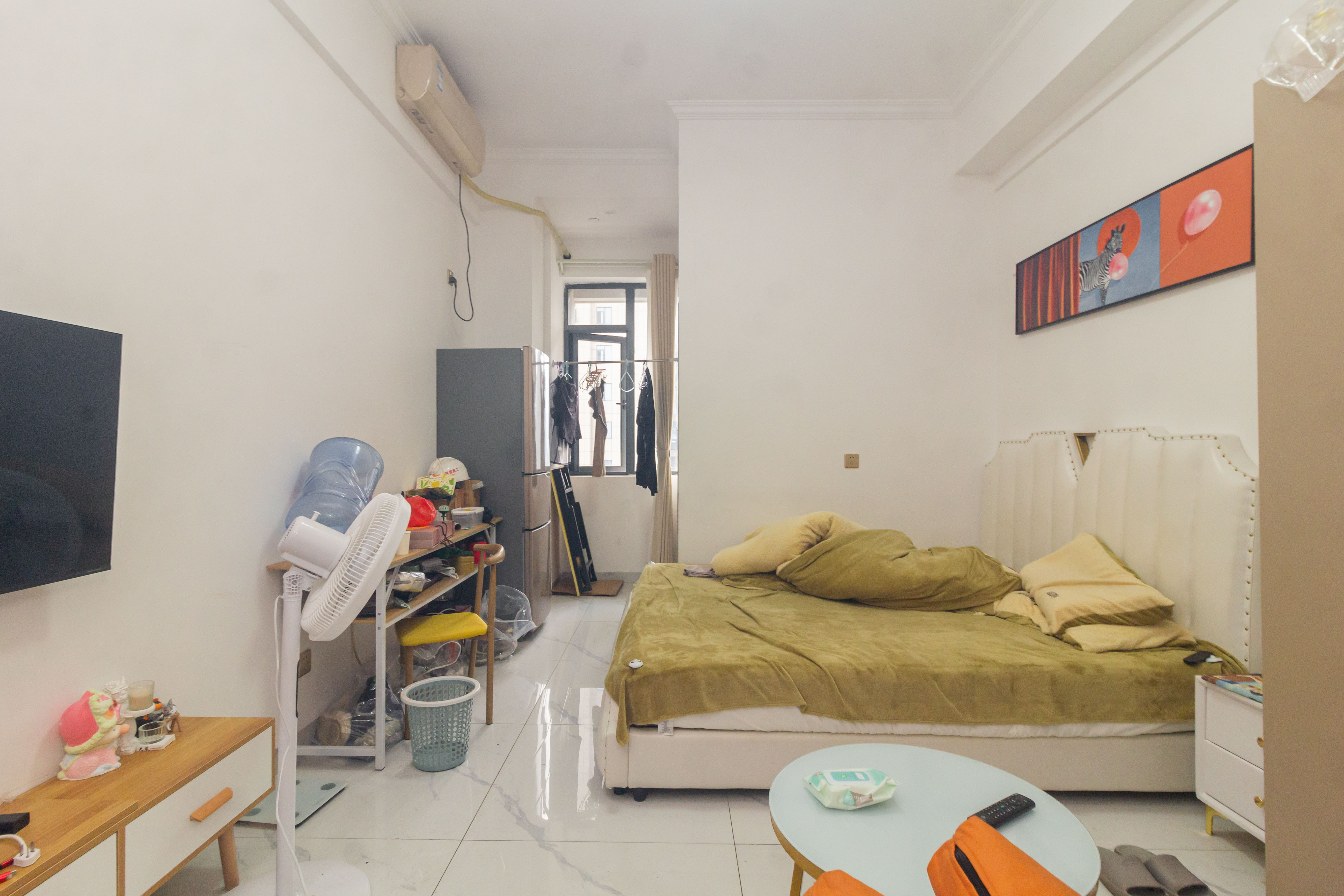 日盛湖湘花苑  1室1厅1卫    29.0万 日盛湖湘花苑  1室1厅1卫    29.0万客厅