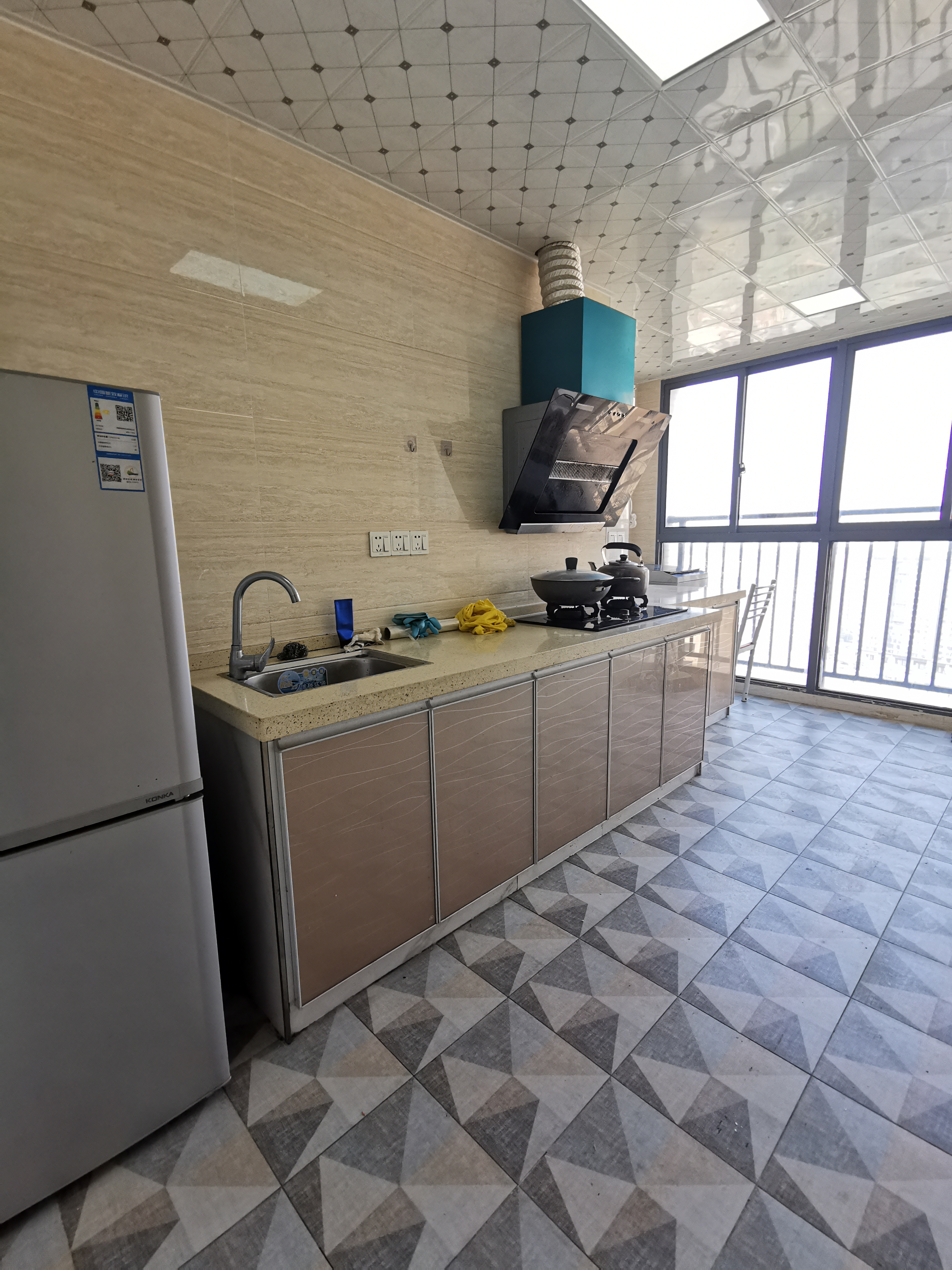 莲香园  3室2厅2卫    2100.0元/月室内图