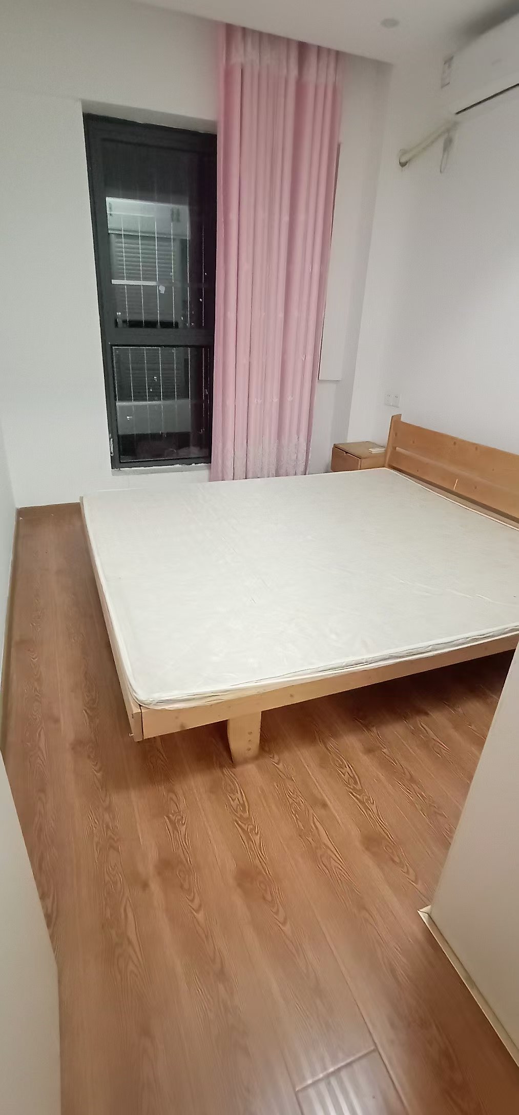 中房电脑大市场 2室1厅1卫 1350.0元/月 中房电脑大市场 2室1厅1卫 1350.0元/月室内图