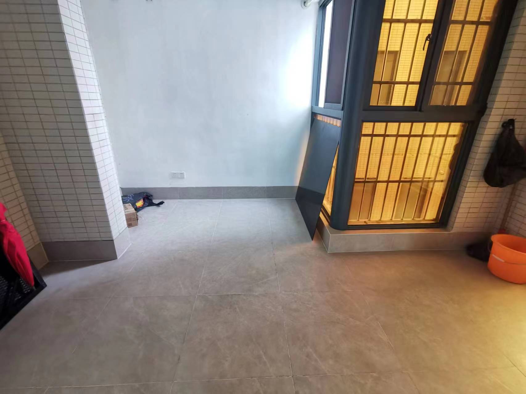 南方电网小区 3室2厅2卫 3700.0元/月 南方电网小区 3室2厅2卫 3700.0元/月室内图