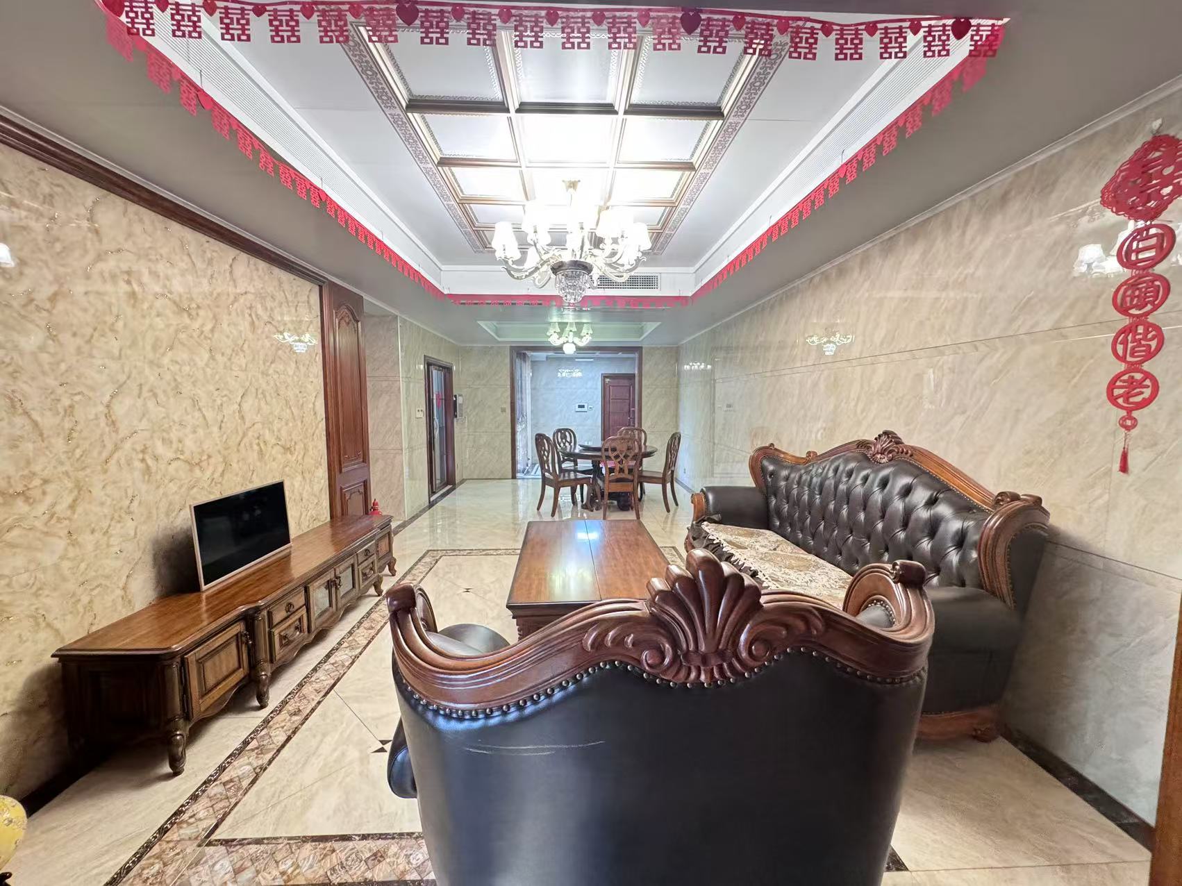 经世皇城 3室2厅2卫 88.0万 经世皇城 3室2厅2卫 88.0万室内图