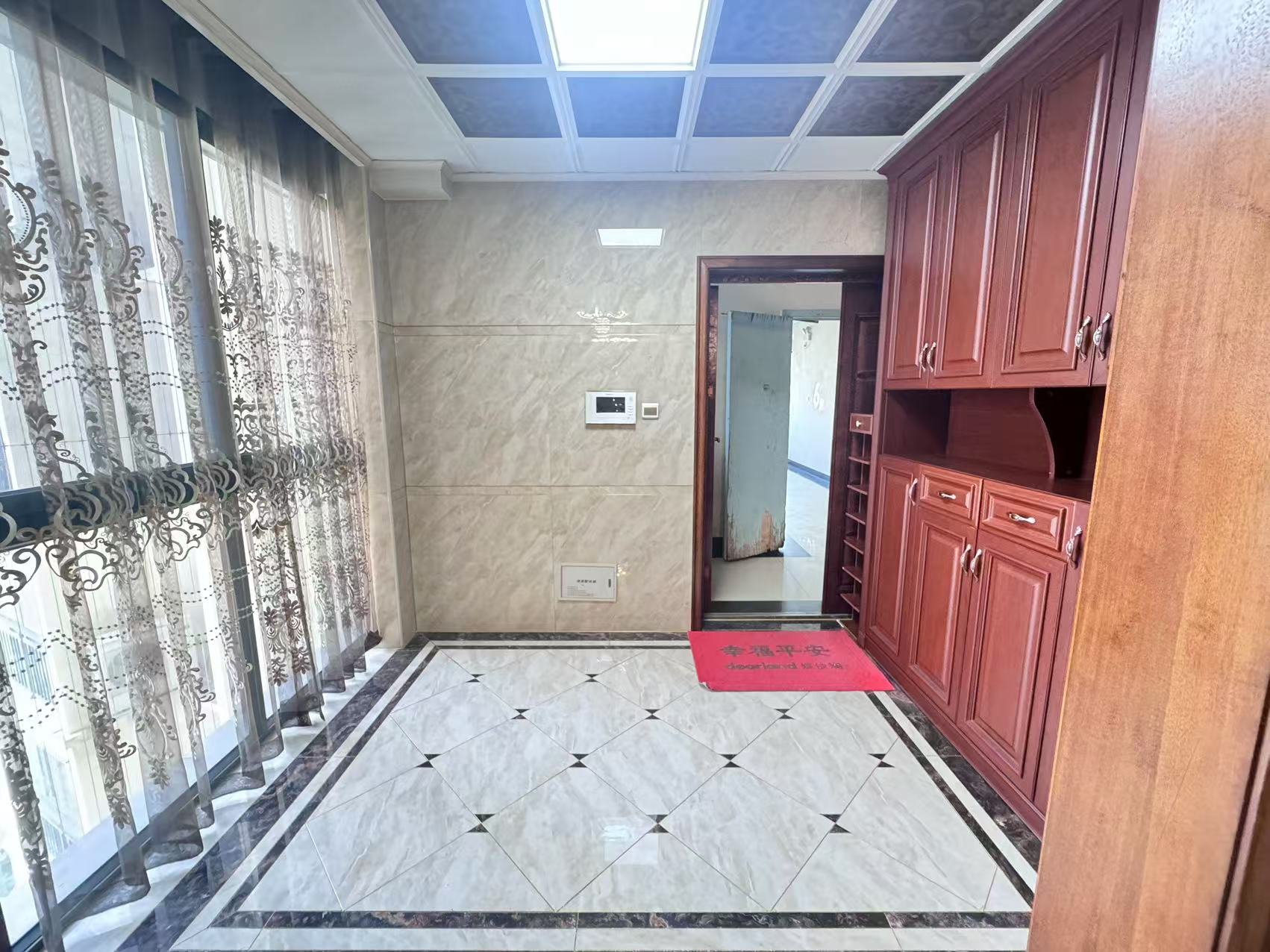 经世皇城 3室2厅2卫 88.0万 经世皇城 3室2厅2卫 88.0万室内图