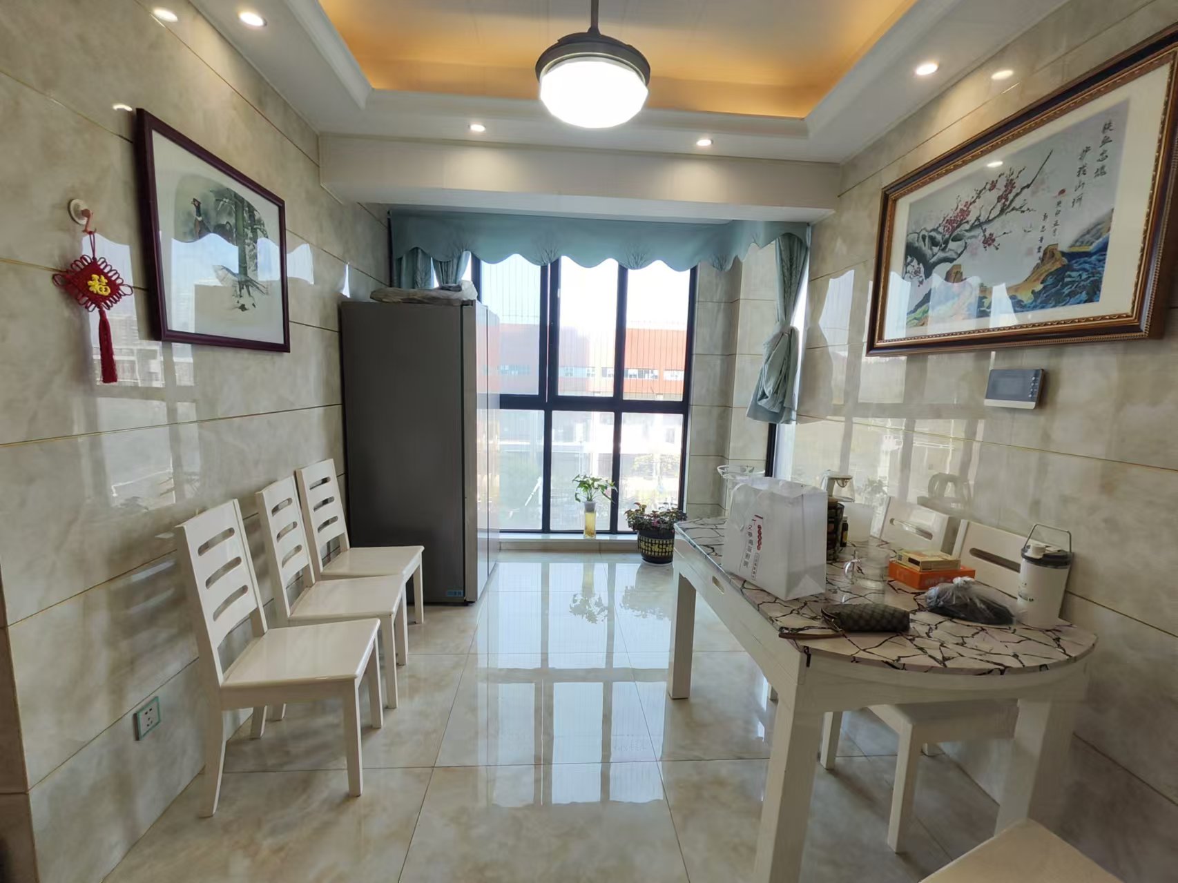 武广国际学苑  3室2厅2卫    100.0万 武广国际学苑  3室2厅2卫    100.0万室内图