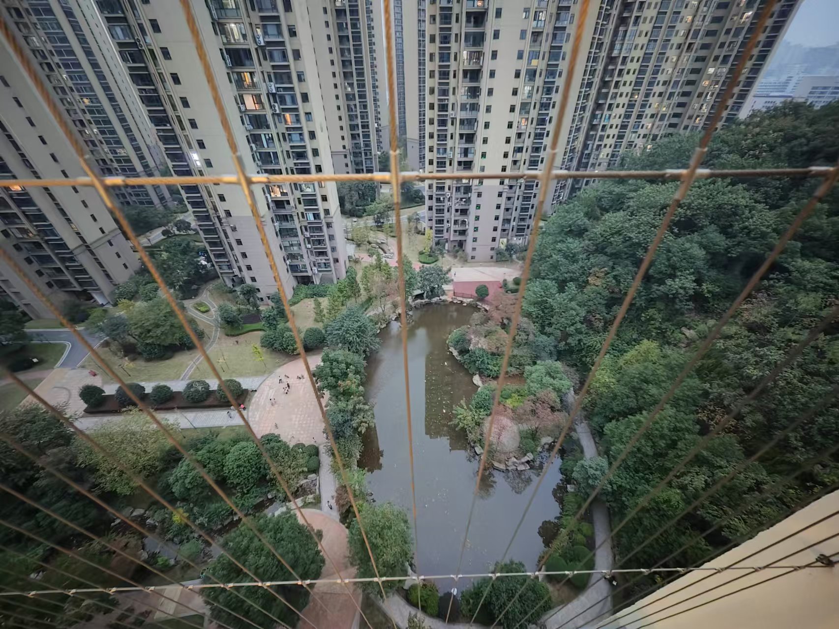 经世龙城 5室2厅2卫 152.0万 经世龙城 5室2厅2卫 152.0万小区图