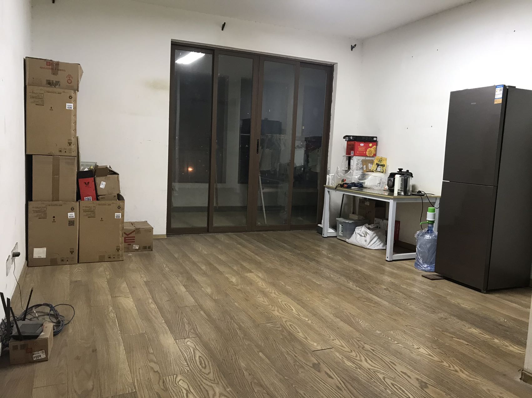 第六都(陆都小区) 4室2厅1卫 4000.0元/月 第六都(陆都小区) 4室2厅1卫 4000.0元/月室内图