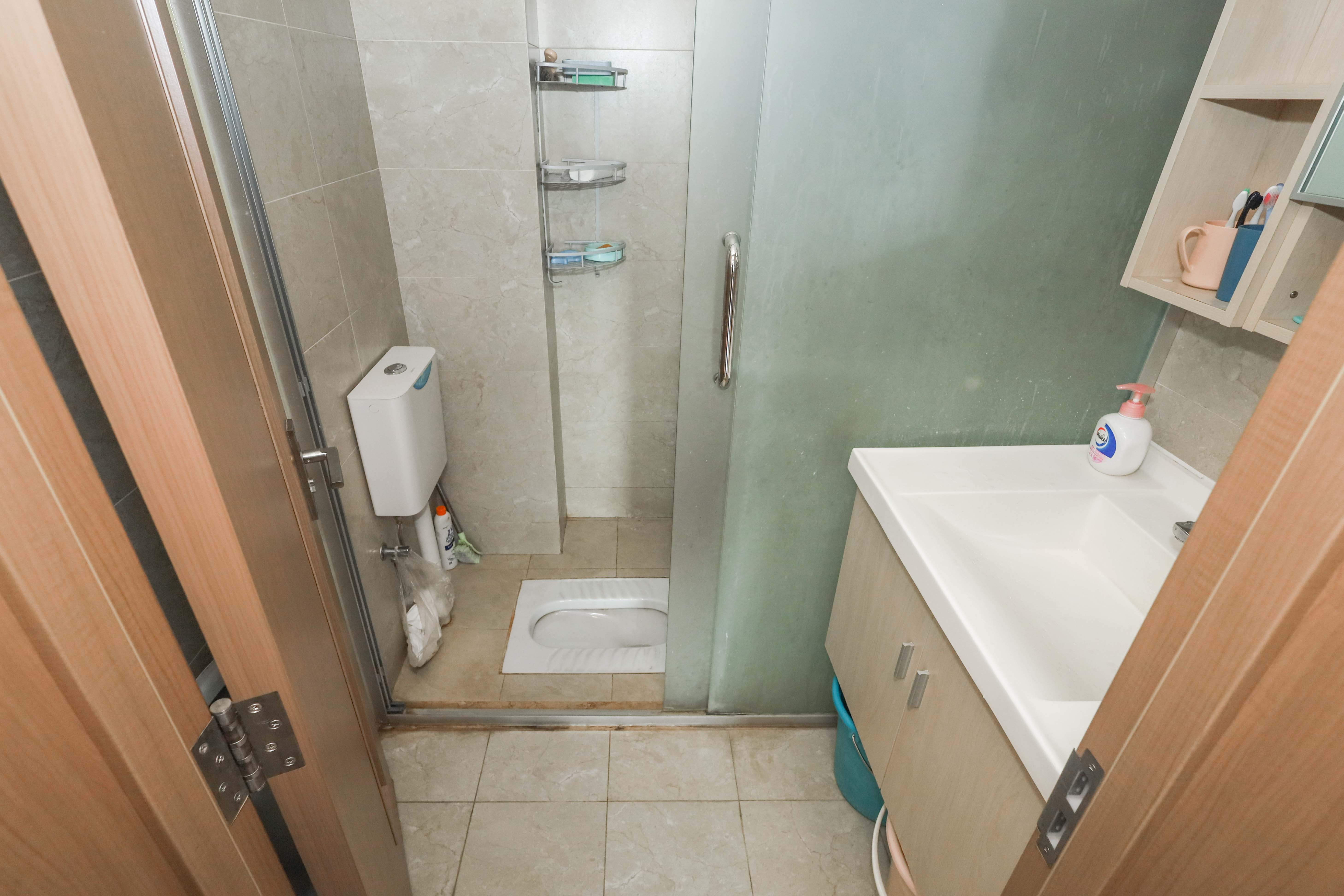 山水英伦海德广场  2室1厅1卫    60.0万 山水英伦海德广场  2室1厅1卫    60.0万卫生间