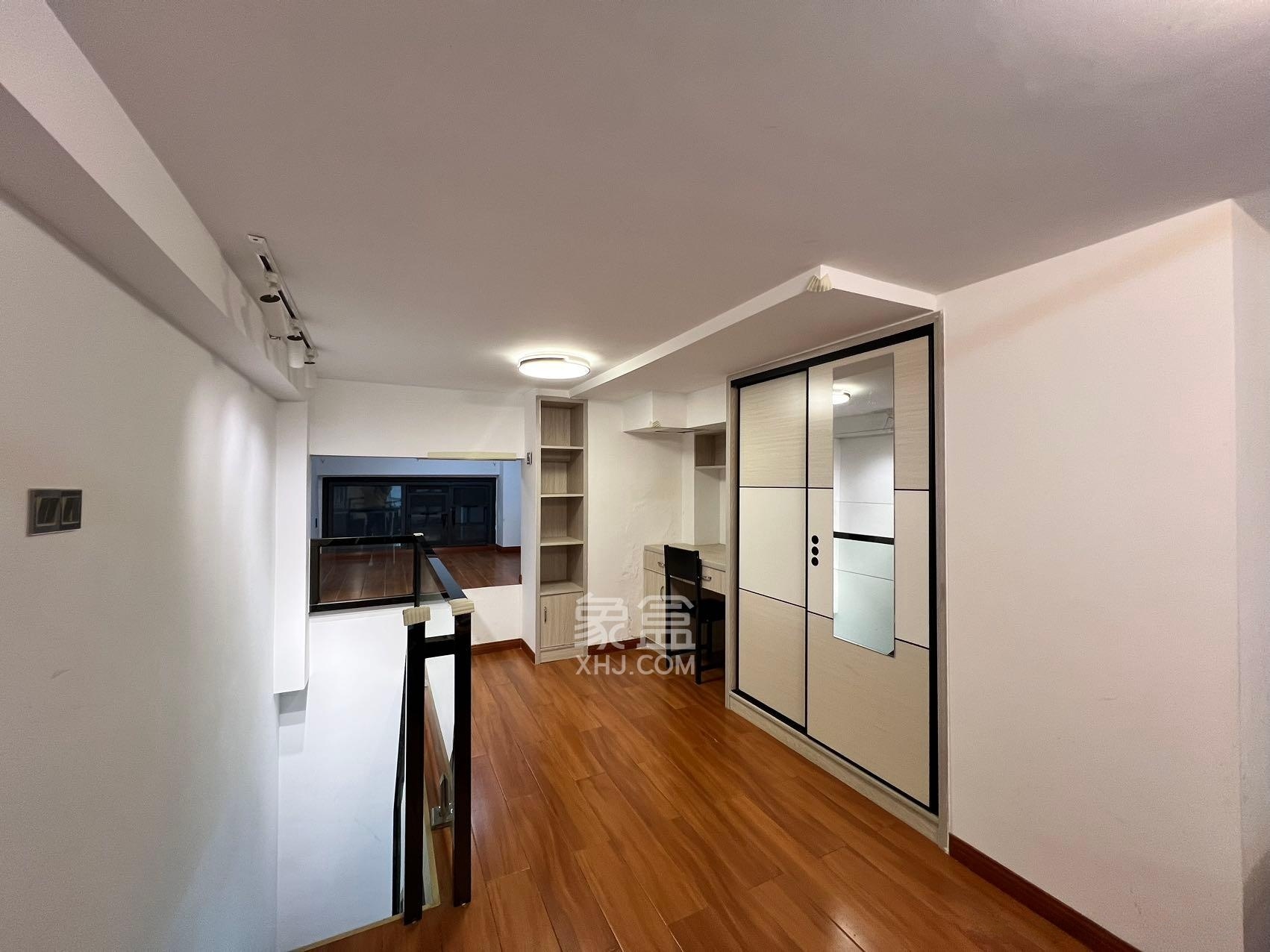 弘坤云寓 1室1厅1卫 2500.0元/月 弘坤云寓 1室1厅1卫 2500.0元/月室内图