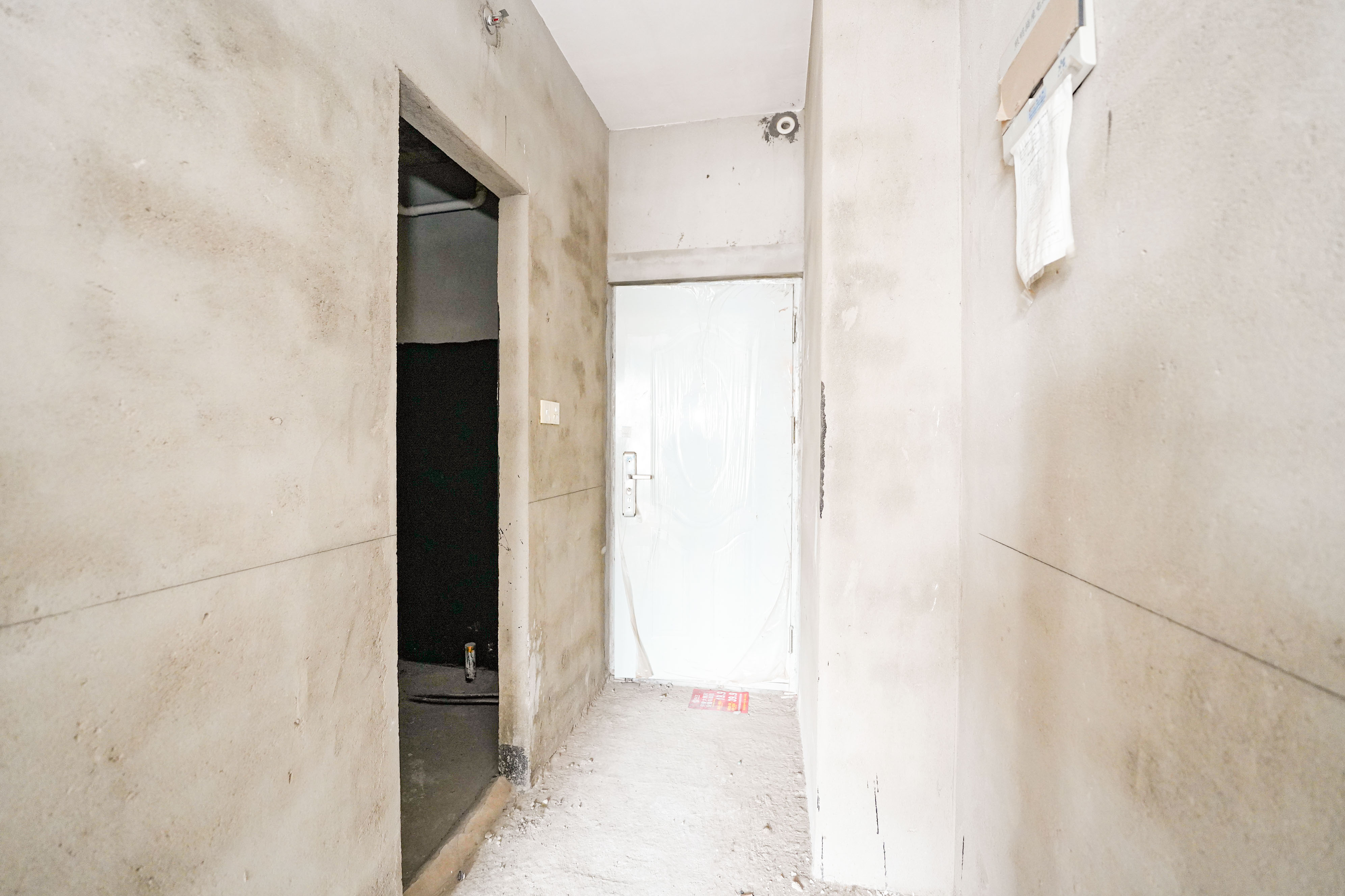 怡海星城 1室1厅1卫 13.0万 怡海星城 1室1厅1卫 13.0万卧室