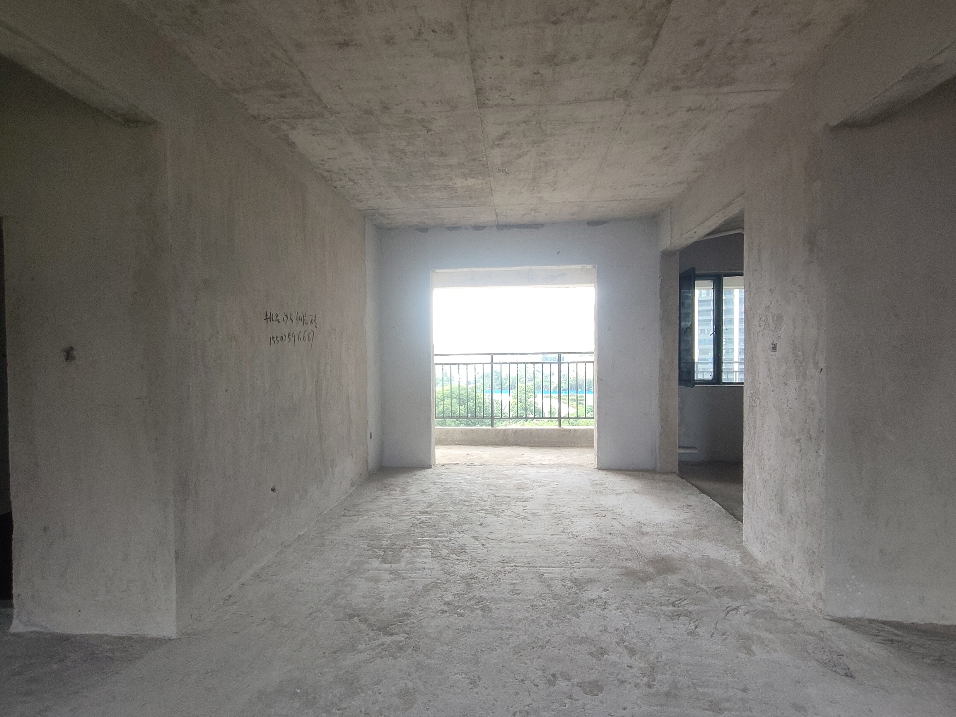 金信园林嘉园 5室2厅2卫 120.0万 金信园林嘉园 5室2厅2卫 120.0万室内图