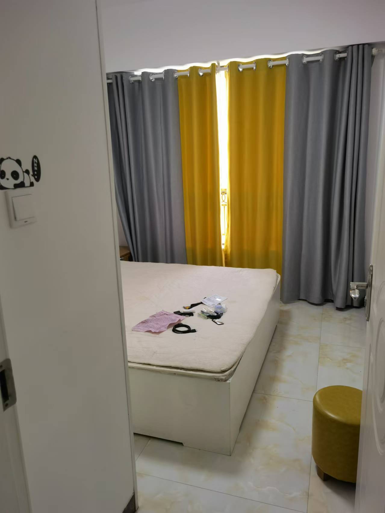 欢乐美寓 1室1厅1卫 1600.0元/月 欢乐美寓 1室1厅1卫 1600.0元/月室内图