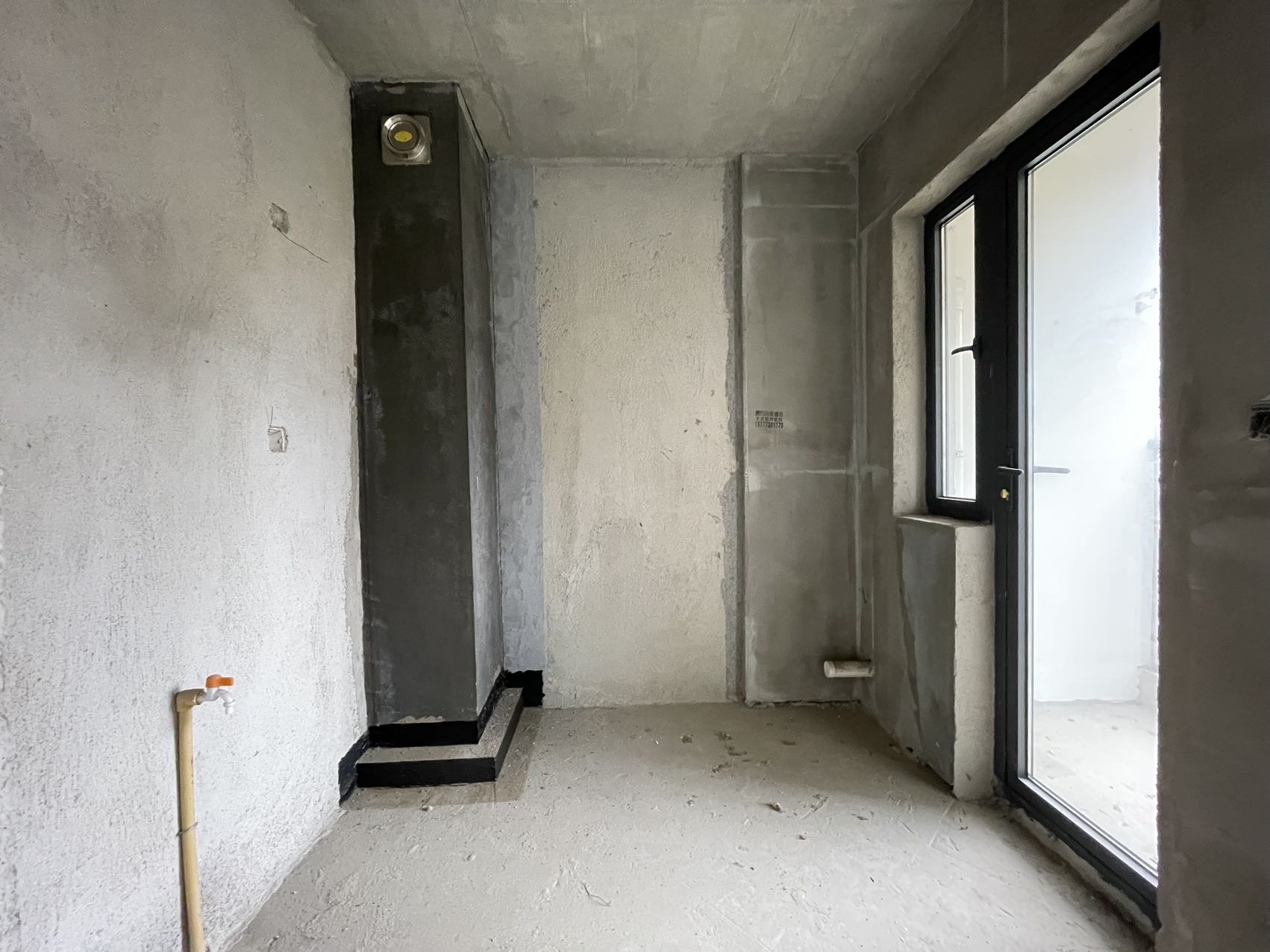 宁邦中心(二期公园里)  4室2厅2卫    89.0万 宁邦中心(二期公园里)  4室2厅2卫    89.0万室内图