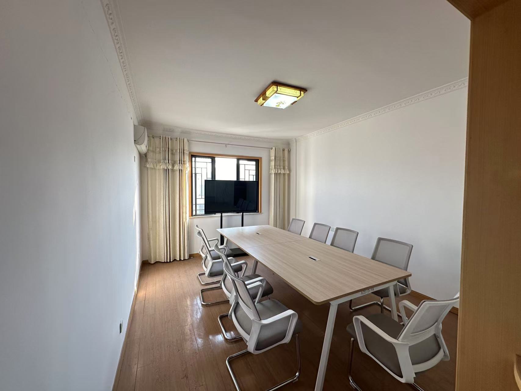 鹏基诺亚山林 4室2厅2卫 2800.0元/月 鹏基诺亚山林 4室2厅2卫 2800.0元/月室内图