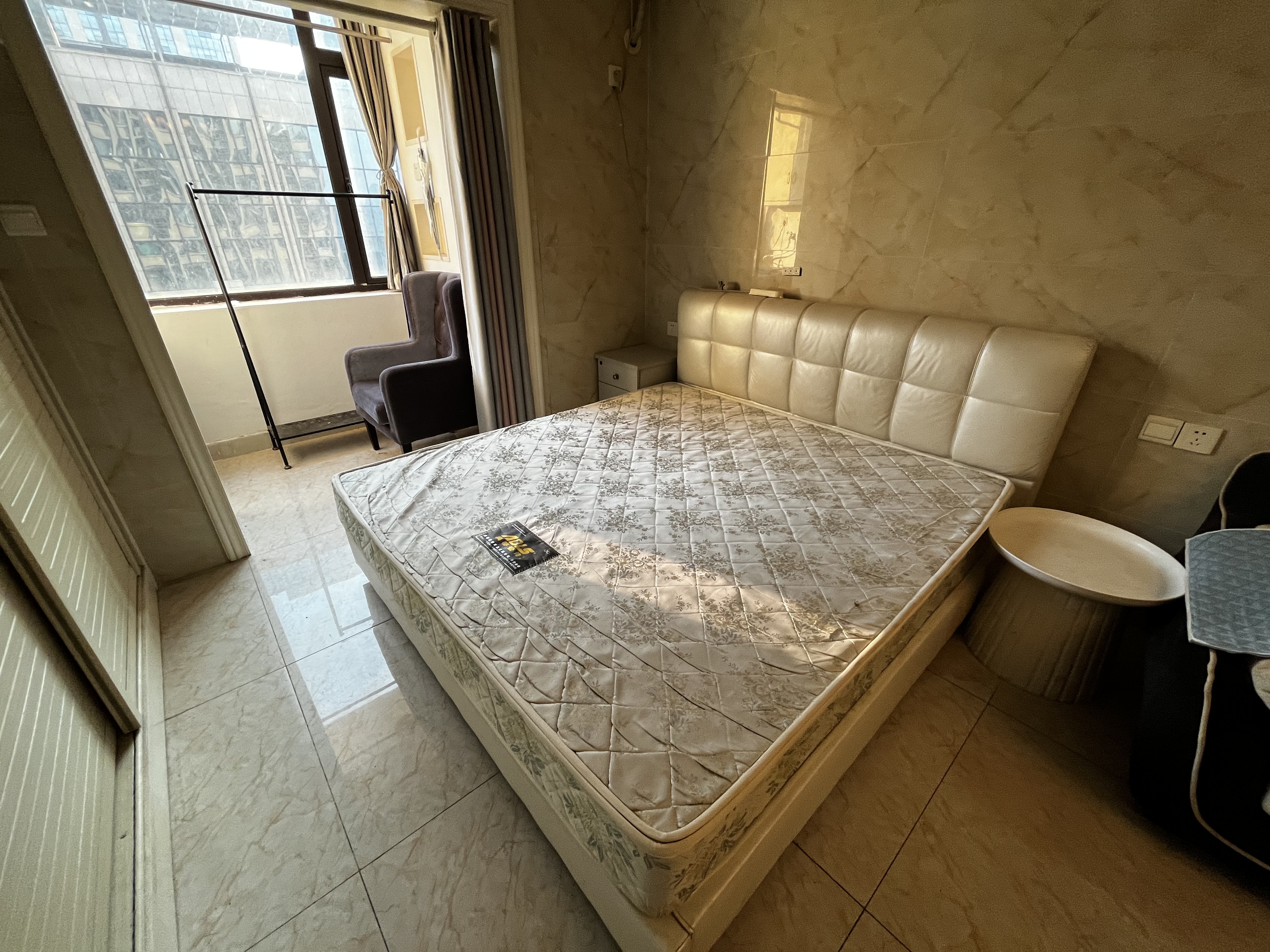 喜盈门范城 1室1厅1卫 1700.0元/月 喜盈门范城 1室1厅1卫 1700.0元/月室内图