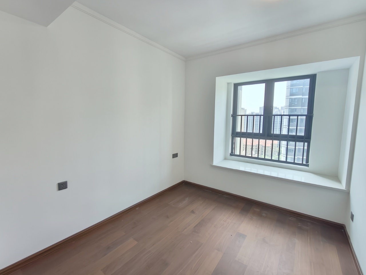 招商雍山湖 4室2厅2卫 3500.0元/月 招商雍山湖 4室2厅2卫 3500.0元/月室内图