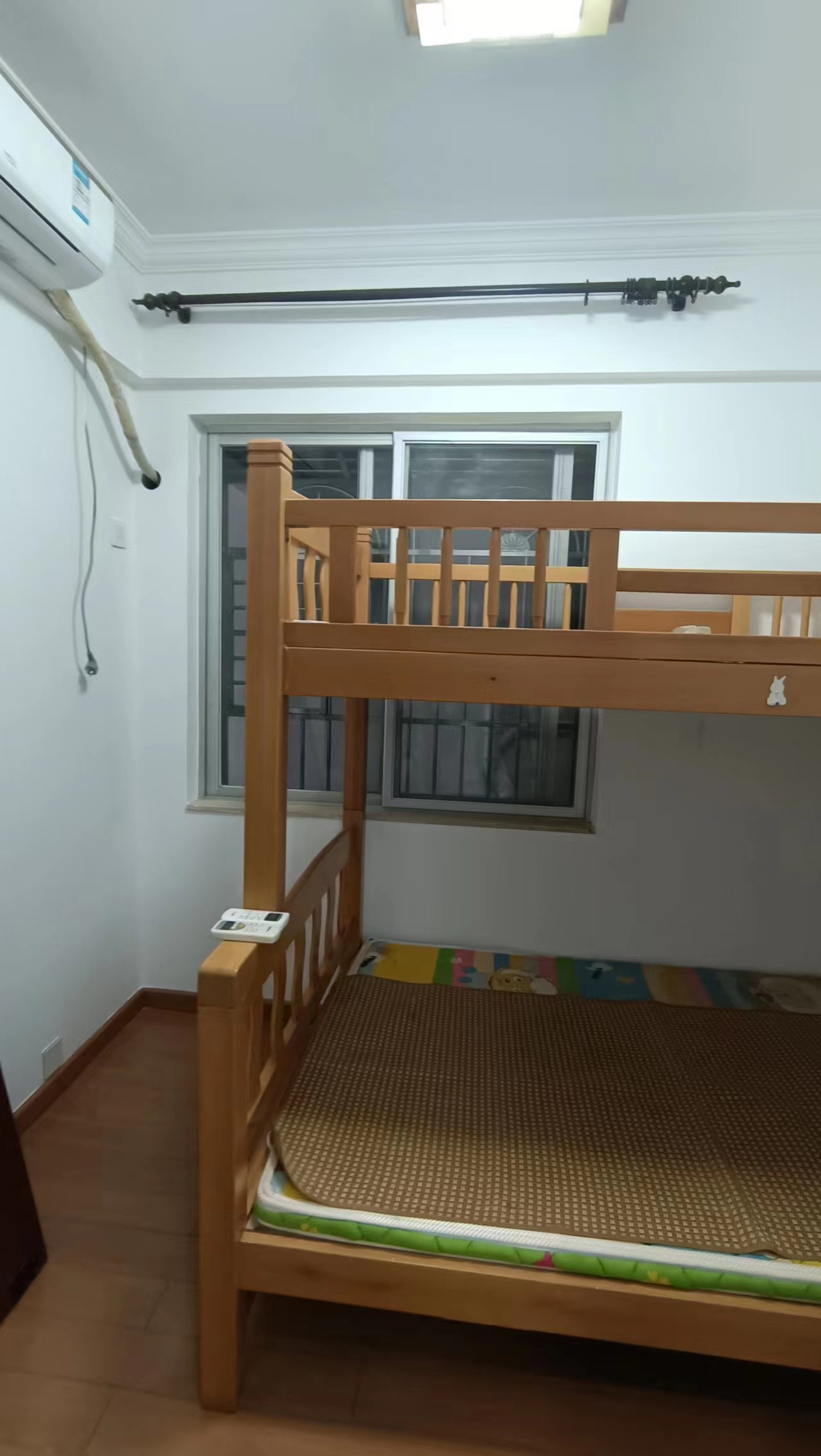 金山广场  3室2厅1卫    105.0万 金山广场  3室2厅1卫    105.0万室内图