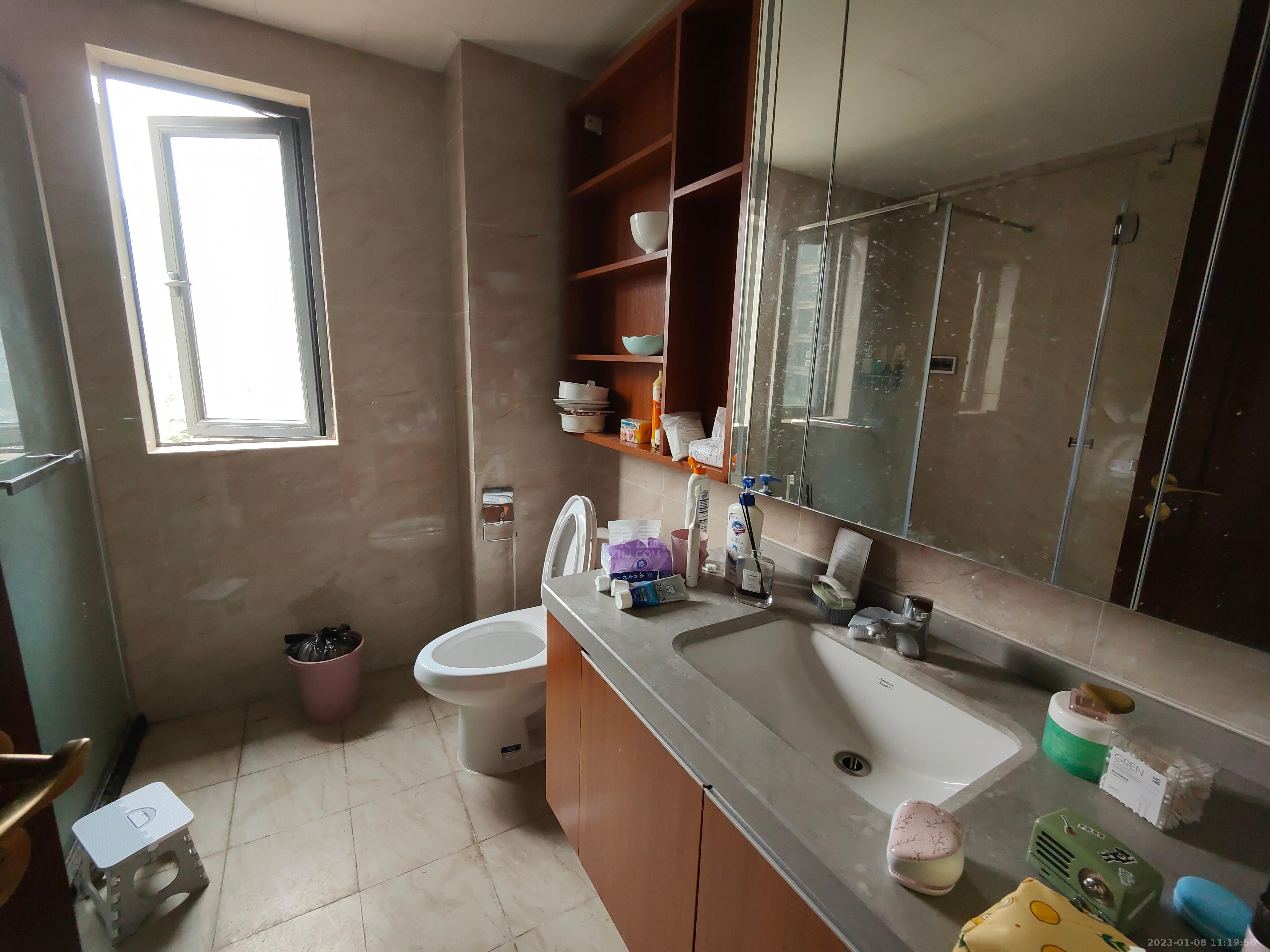 湘银星城 4室2厅2卫 3400.0元/月 湘银星城 4室2厅2卫 3400.0元/月室内图