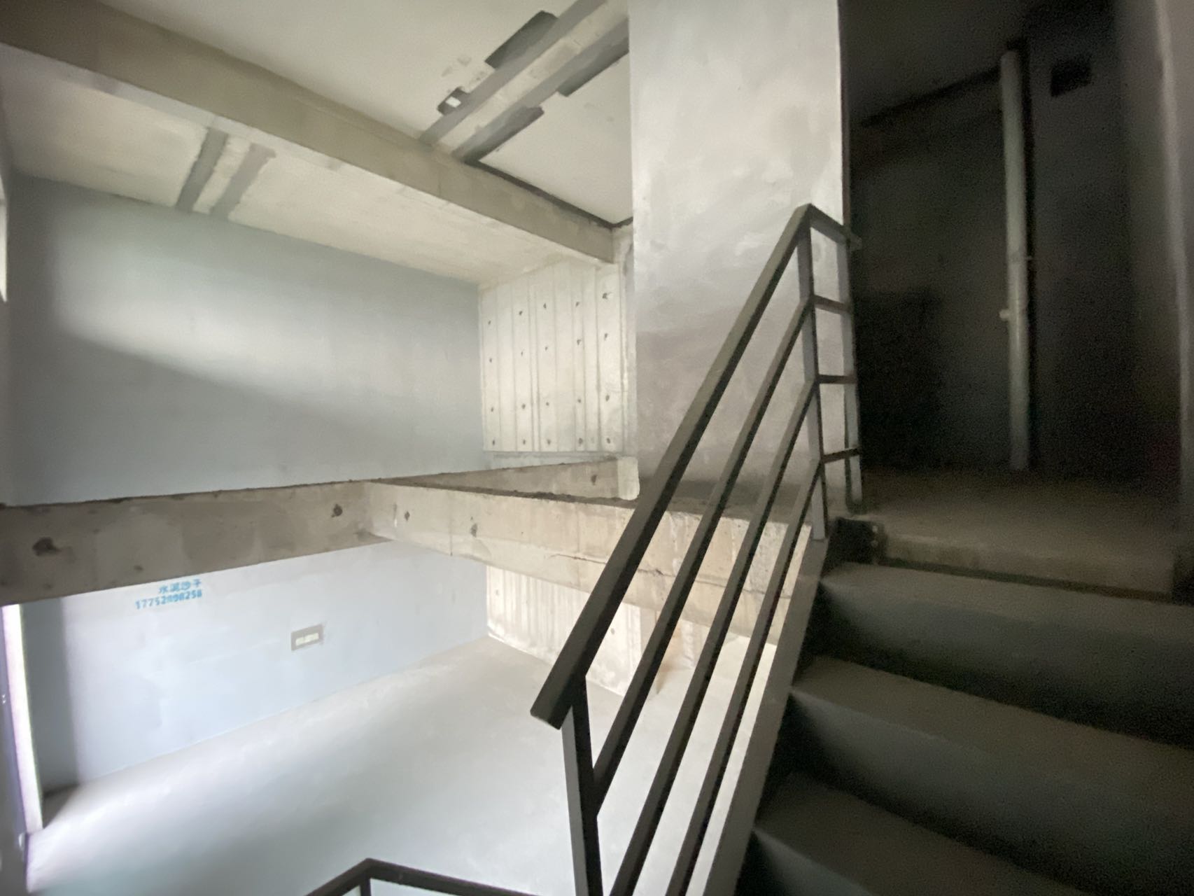 佳兆业城市广场 5室2厅3卫 3000.0元/月 佳兆业城市广场 5室2厅3卫 3000.0元/月室内图