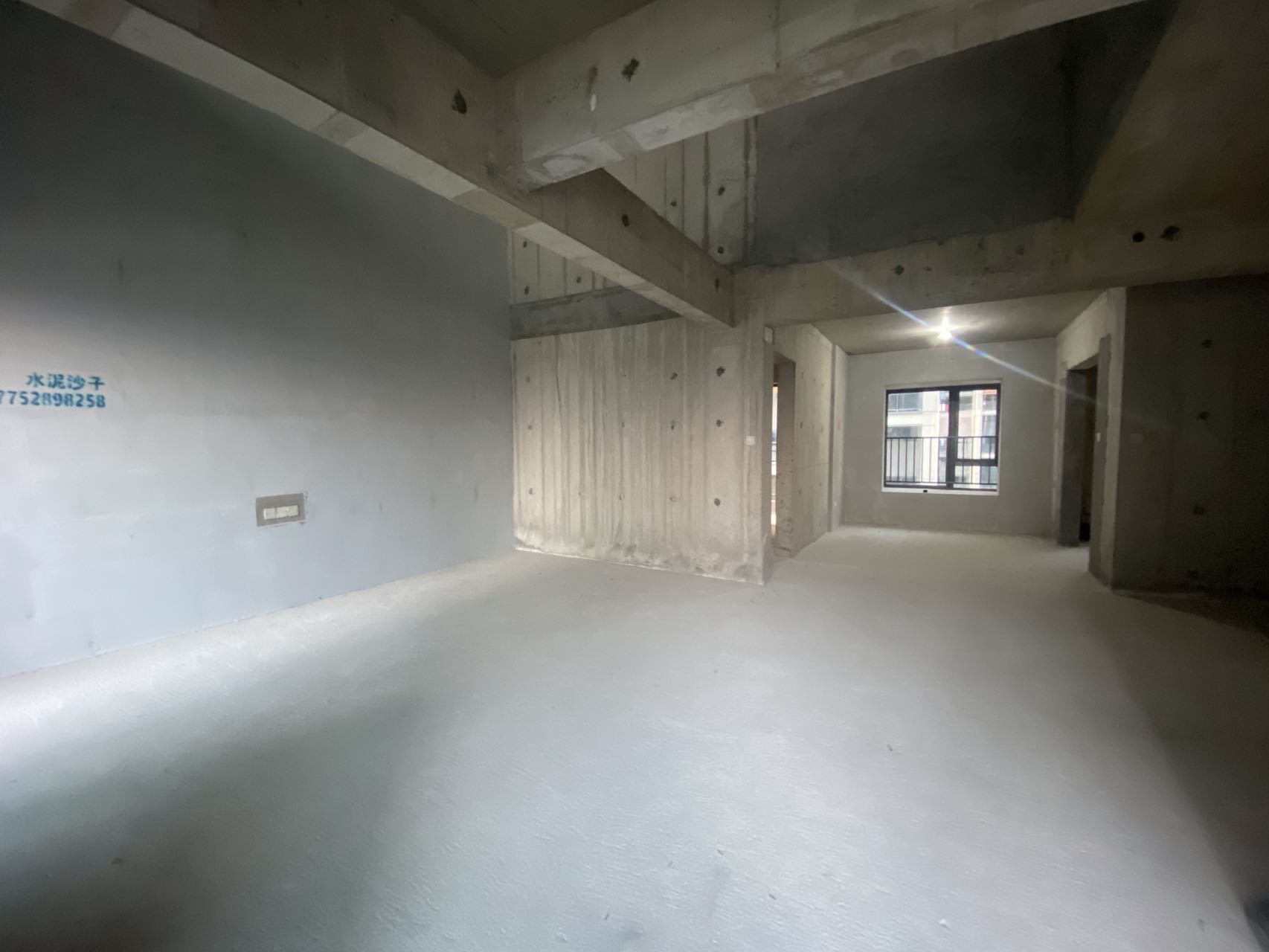 佳兆业城市广场 5室2厅3卫 3000.0元/月 佳兆业城市广场 5室2厅3卫 3000.0元/月室内图