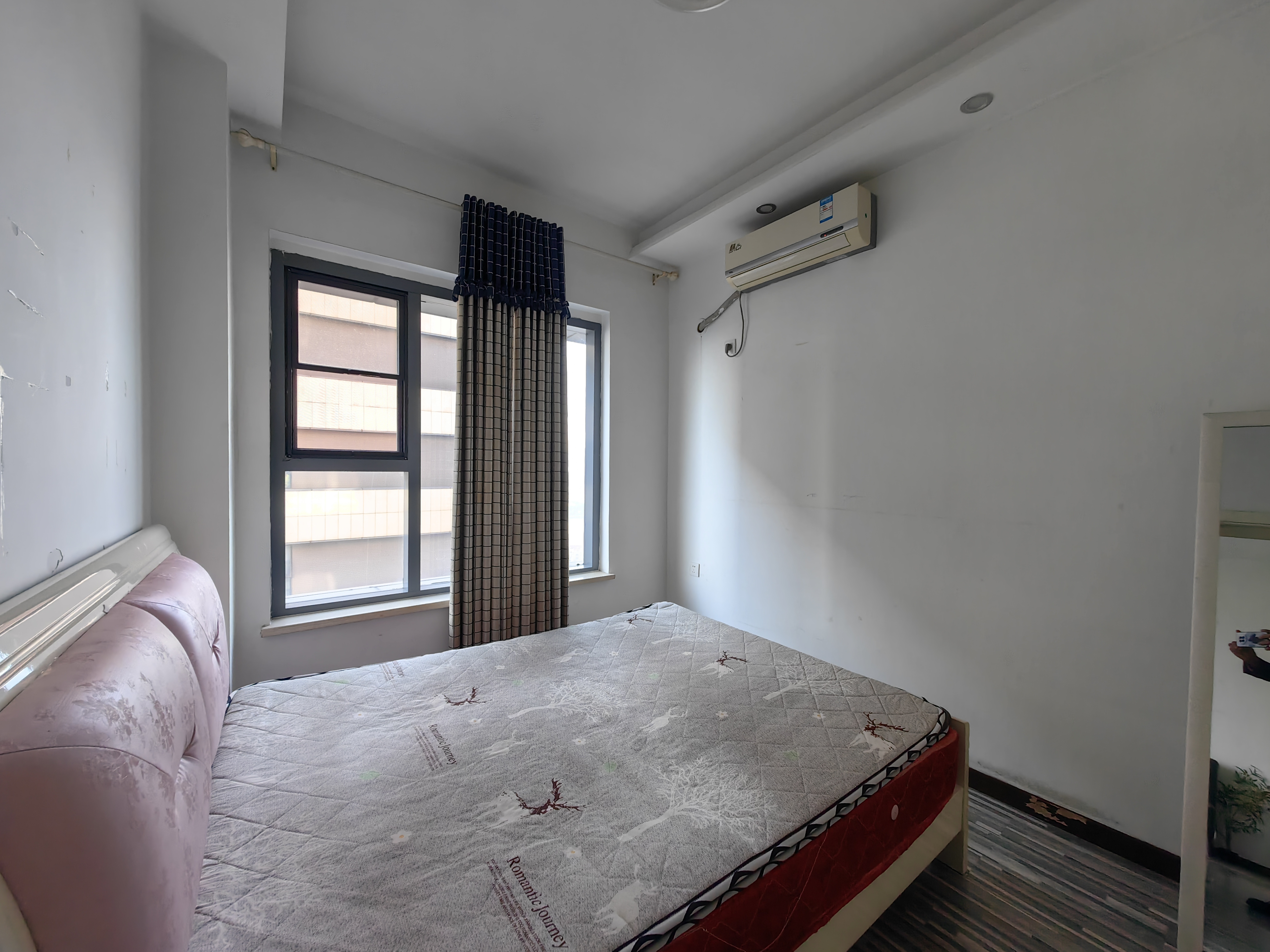 东怡外国(南湖一号) 2室1厅1卫 2600.0元/月 东怡外国(南湖一号) 2室1厅1卫 2600.0元/月室内图