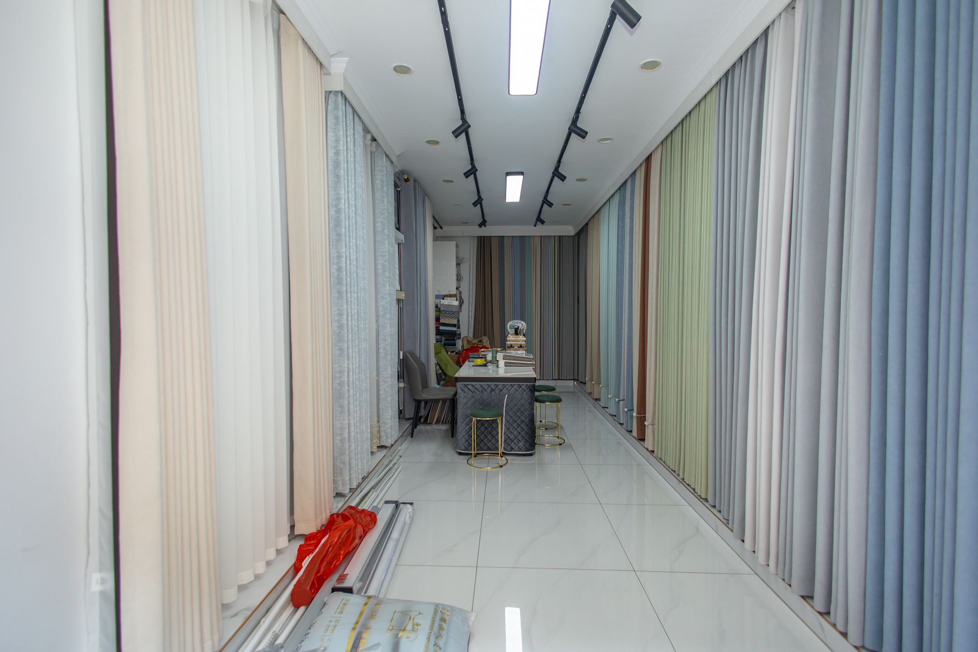 众鑫建材市场(长沙县星沙镇皮具市场) 2室2厅1卫 218.0万 众鑫建材市场(长沙县星沙镇皮具市场) 2室2厅1卫 218.0万客厅