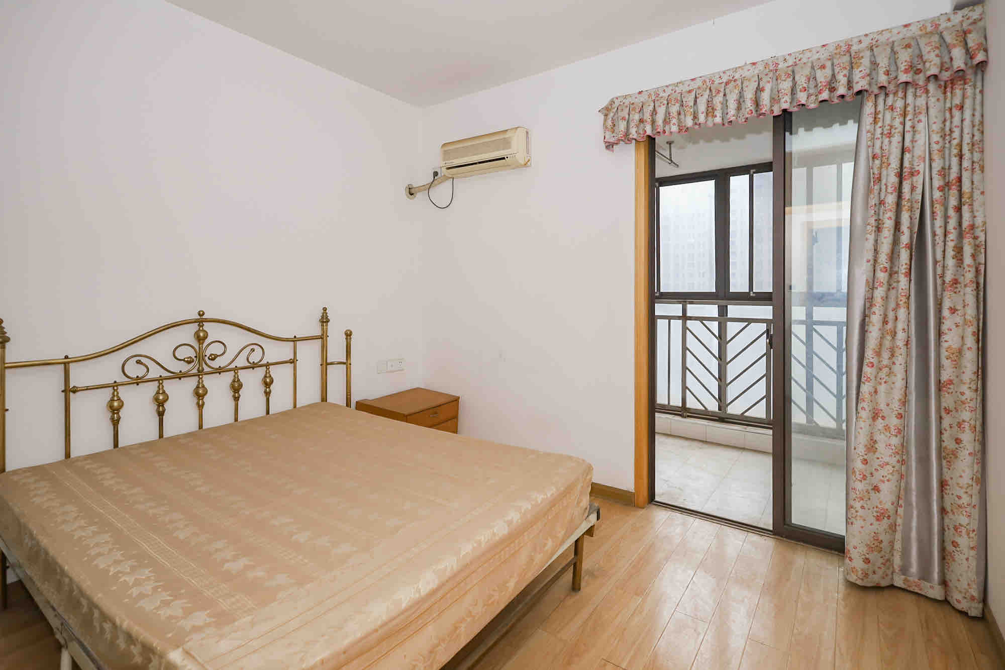 旭辉藏郡(藏郡、旭湘华府) 3室2厅1卫 1900.0元/月 旭辉藏郡(藏郡、旭湘华府) 3室2厅1卫 1900.0元/月室内图