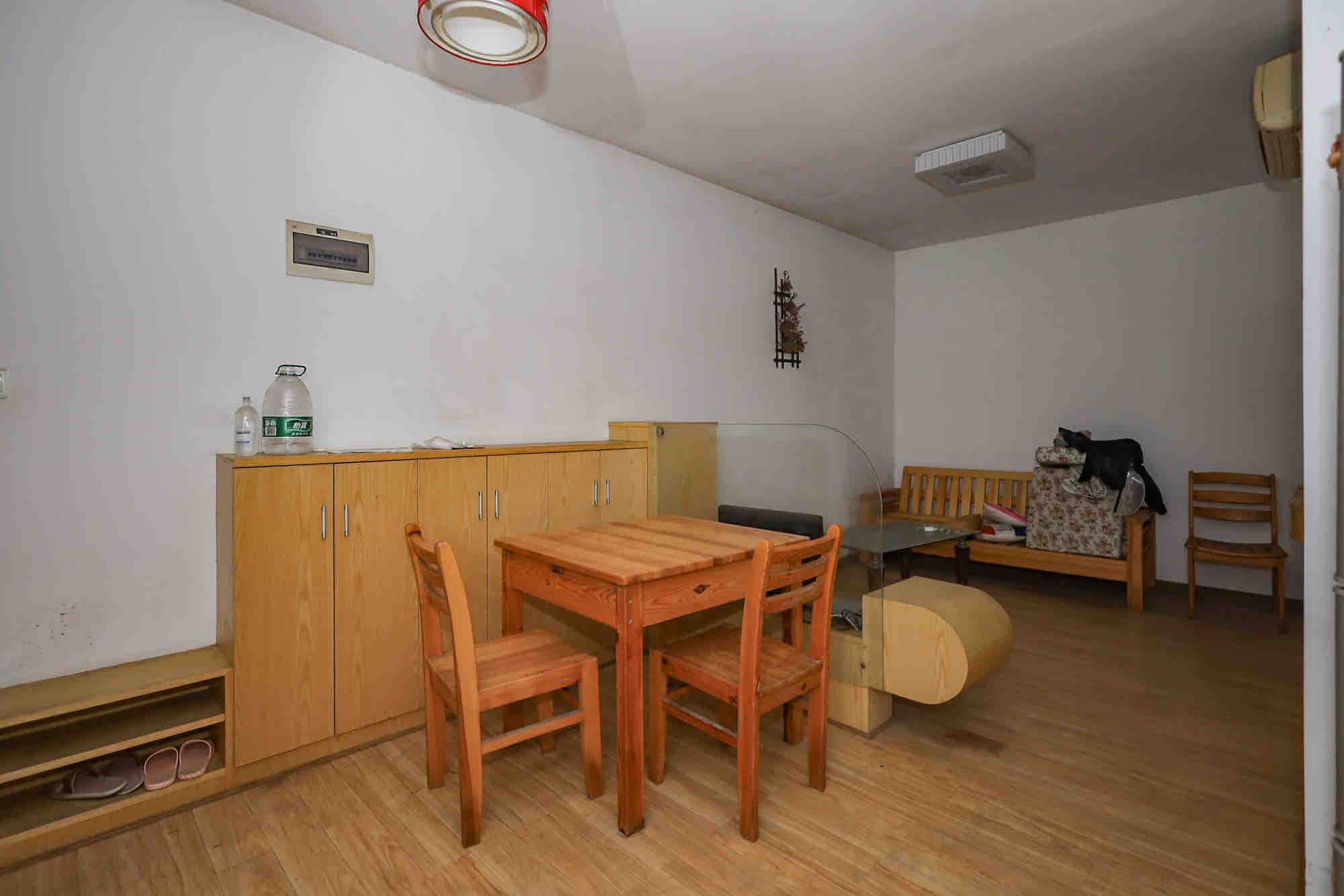 旭辉藏郡(藏郡、旭湘华府) 3室2厅1卫 1900.0元/月 旭辉藏郡(藏郡、旭湘华府) 3室2厅1卫 1900.0元/月室内图