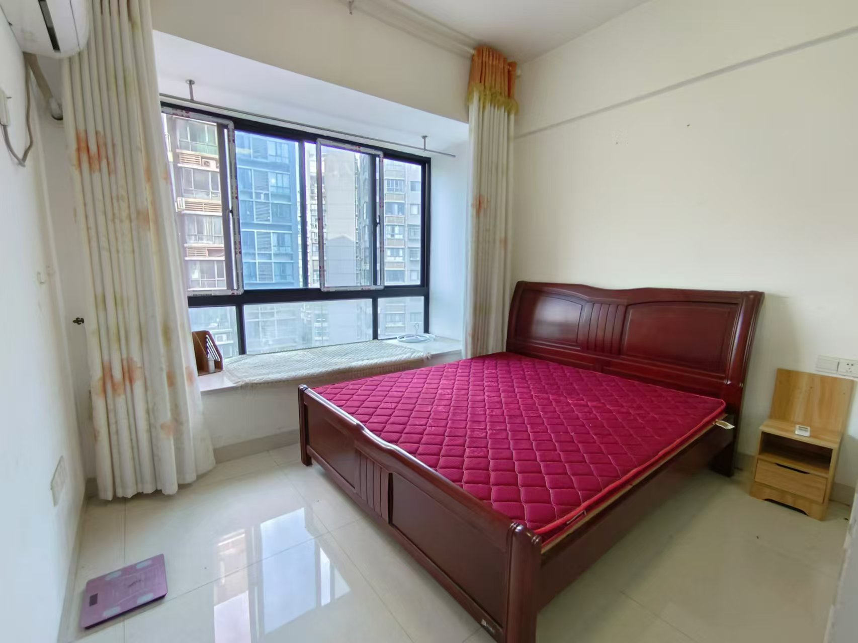 慈善大厦  1室1厅1卫    1100.0元/月 慈善大厦  1室1厅1卫    1100.0元/月户型图