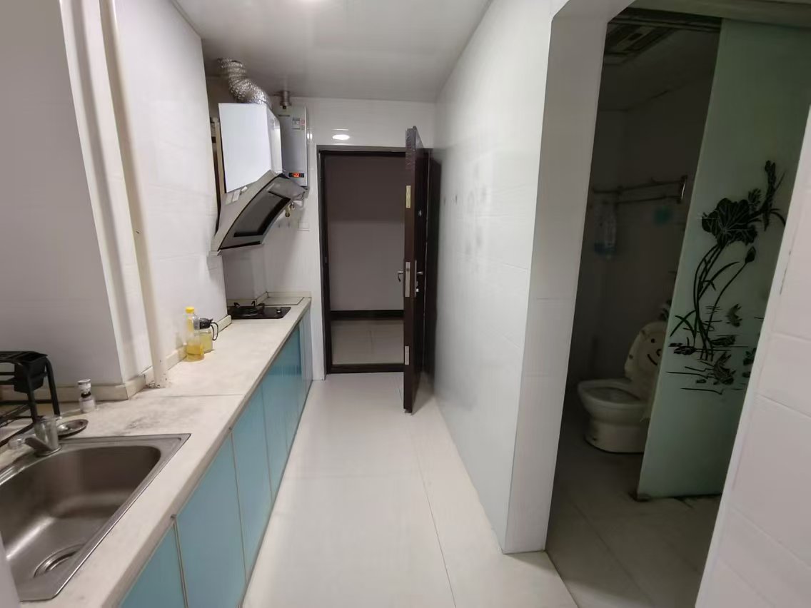 慈善大厦  1室1厅1卫    1100.0元/月 慈善大厦  1室1厅1卫    1100.0元/月室内图