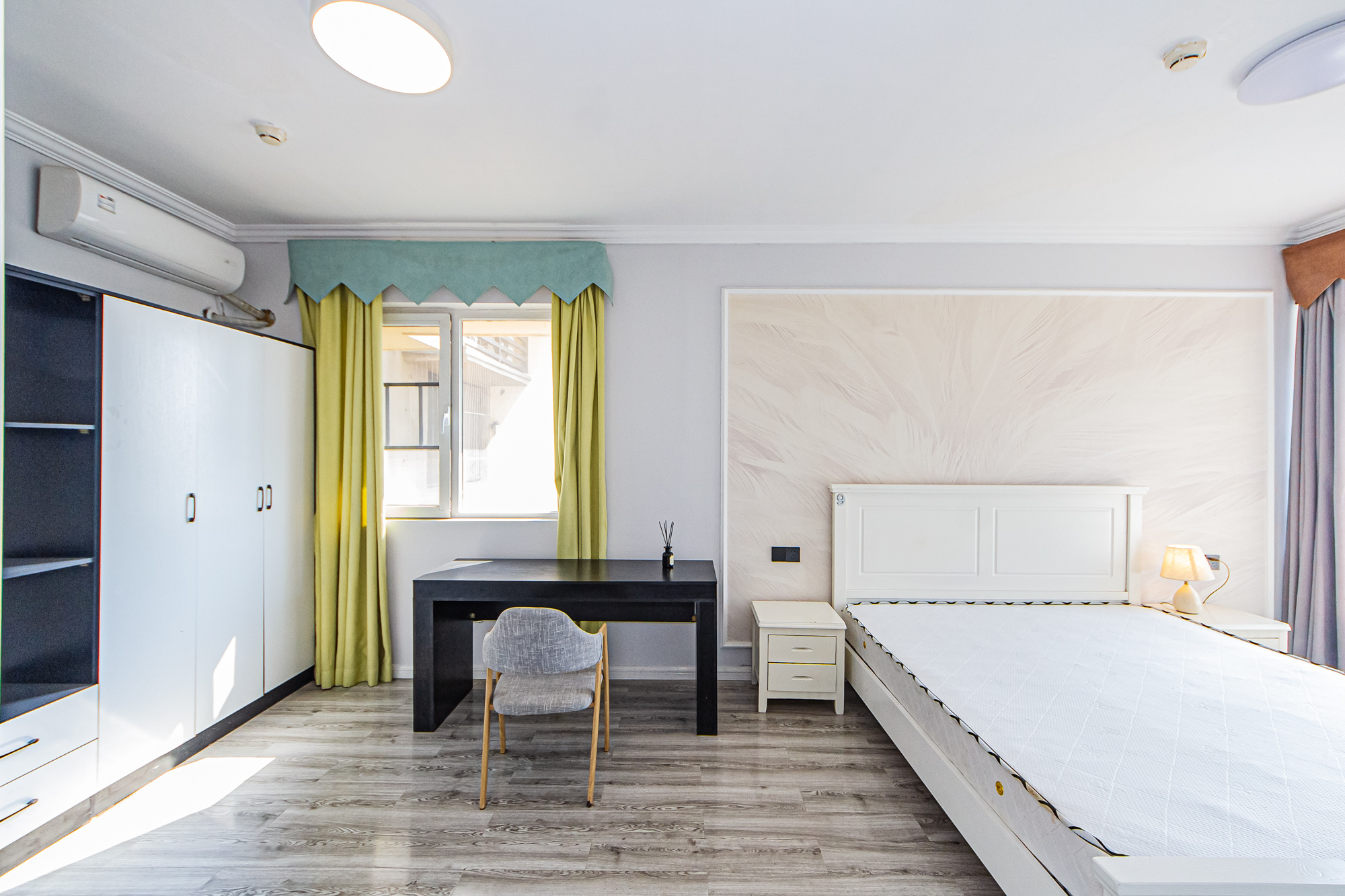 北辰三角洲C2区 3室2厅1卫 120.0万 北辰三角洲C2区 3室2厅1卫 120.0万卧室