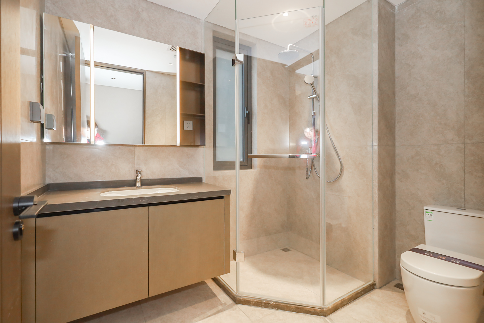 长沙悦府（华润万象城）  4室2厅3卫    527.0万卫生间