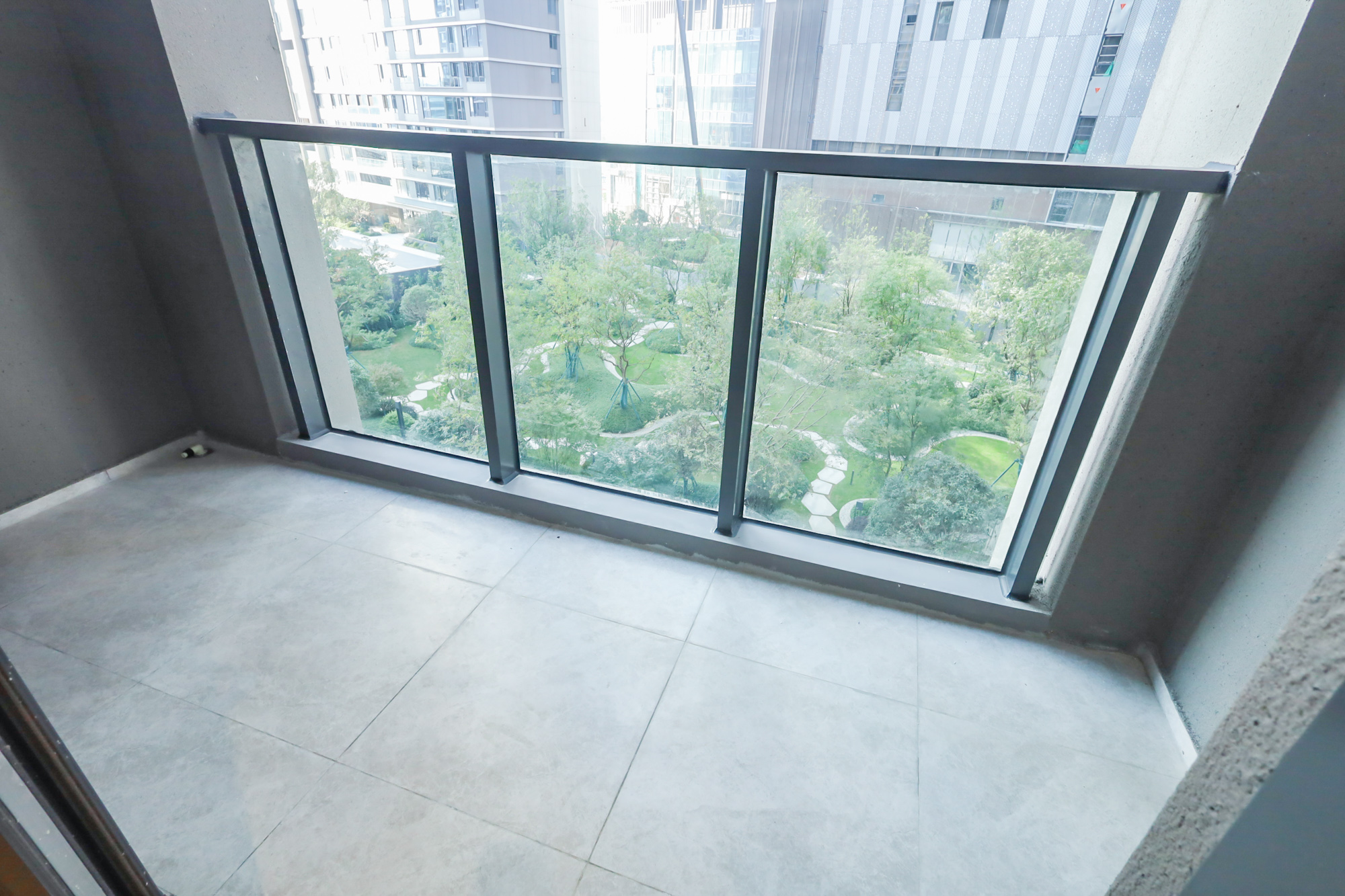 长沙悦府（华润万象城）  4室2厅3卫    527.0万阳台