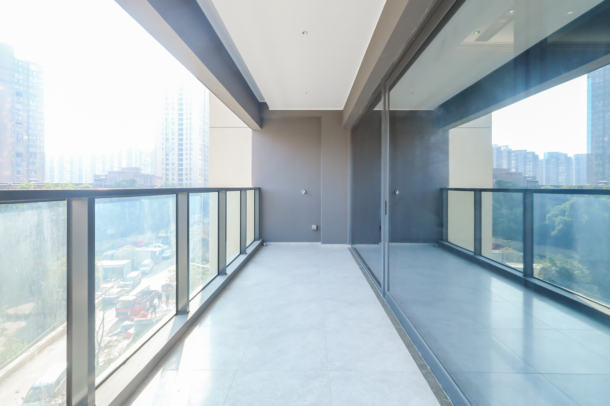 长沙悦府（华润万象城）  4室2厅3卫    527.0万阳台