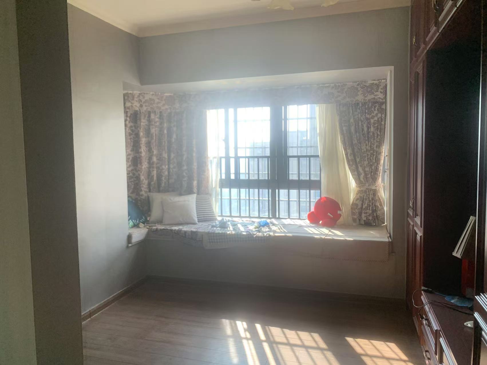 碧桂园 4室2厅2卫 78.8万 碧桂园 4室2厅2卫 78.8万室内图