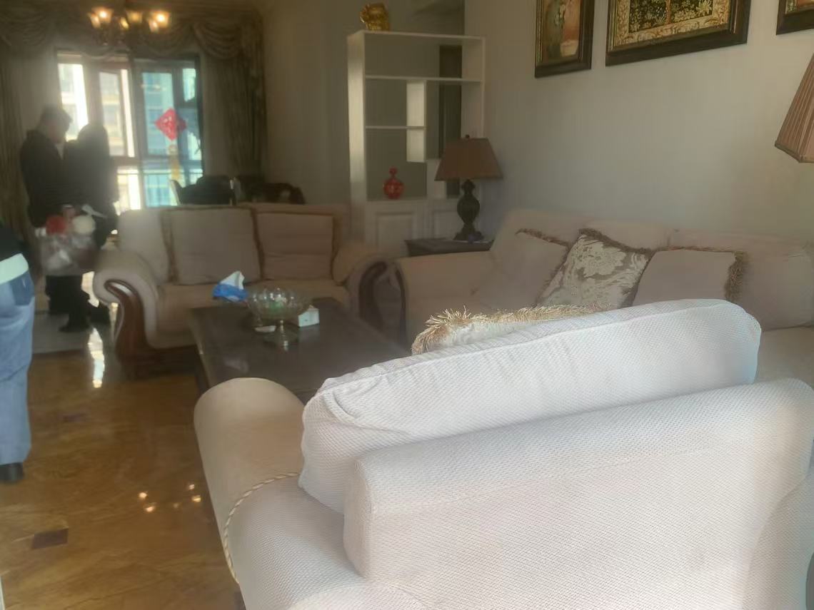 碧桂园 4室2厅2卫 78.8万 碧桂园 4室2厅2卫 78.8万室内图