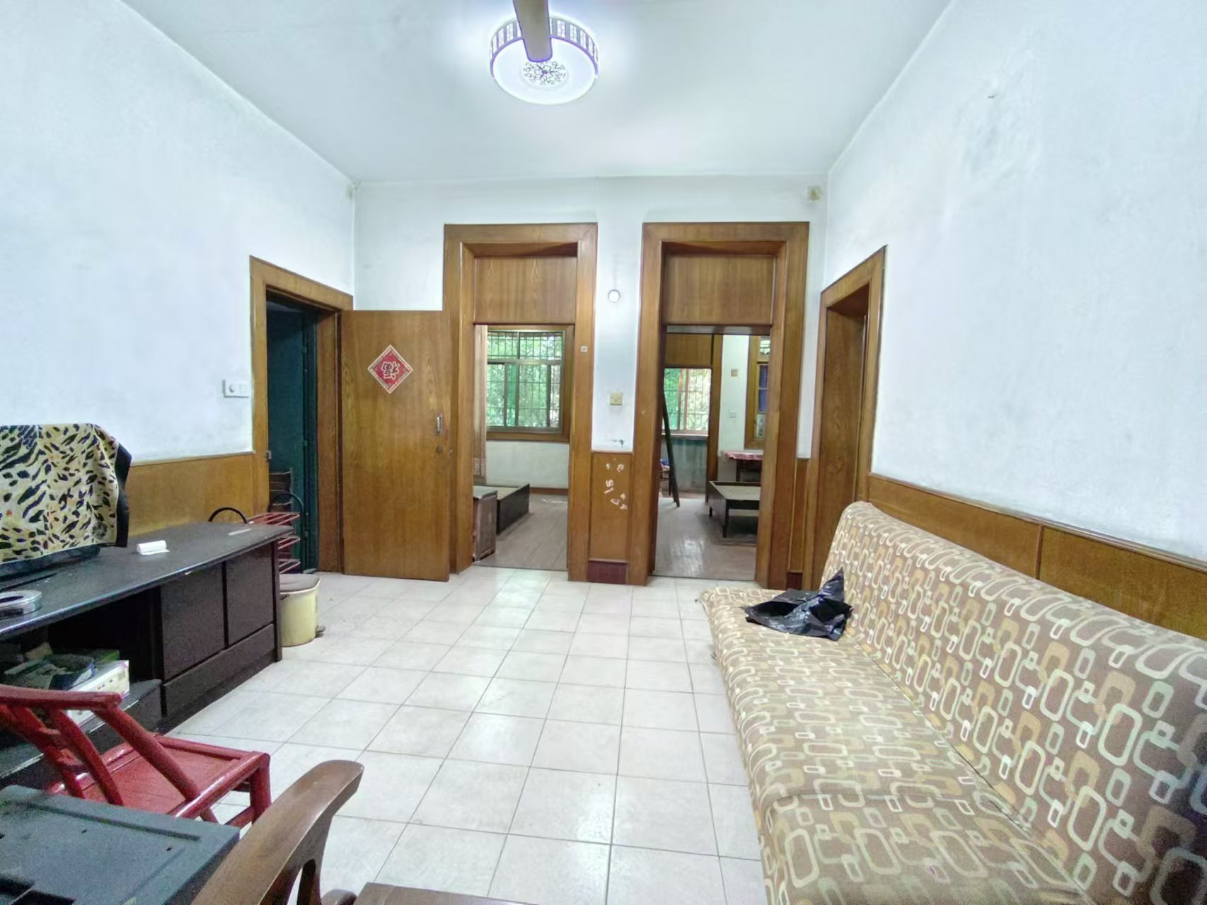 银馨家园(贺家土电厂生活区) 2室2厅1卫 10.0万 银馨家园(贺家土电厂生活区) 2室2厅1卫 10.0万室内图