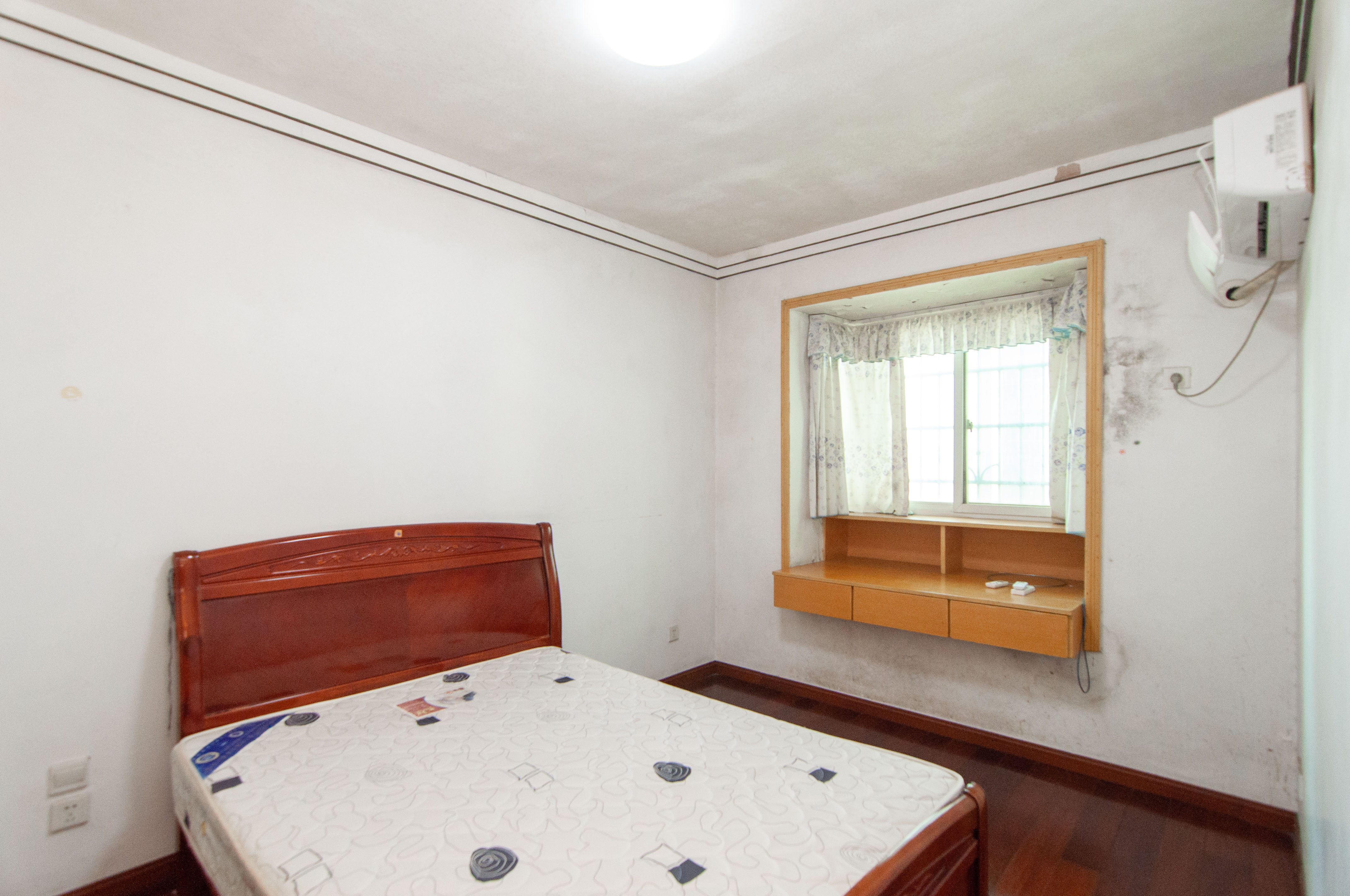 麓谷加州阳光 2室2厅1卫 59.8万 麓谷加州阳光 2室2厅1卫 59.8万其他