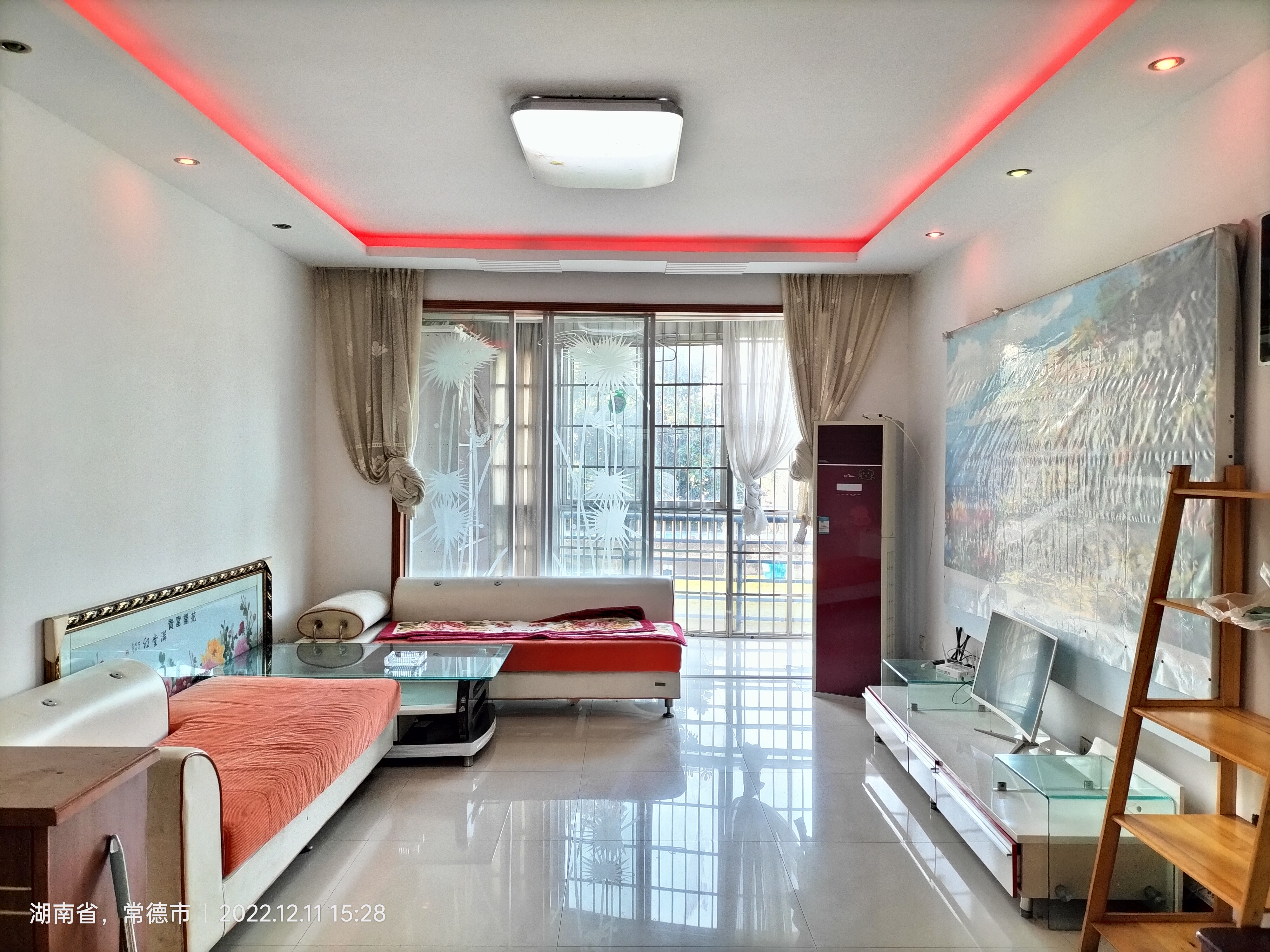 金凤川紫 2室2厅1卫 1000.0元/月 金凤川紫 2室2厅1卫 1000.0元/月室内图