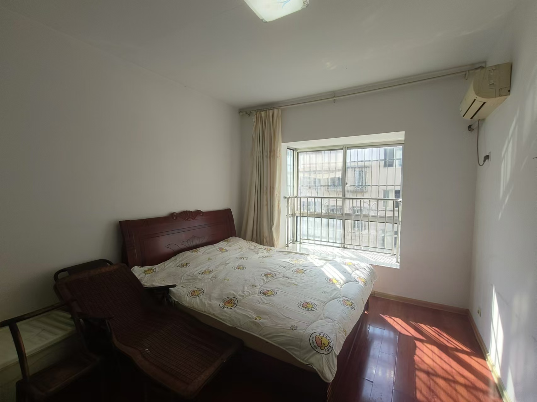 新明安置小区  2室2厅1卫    16.8万 新明安置小区  2室2厅1卫    16.8万室内图