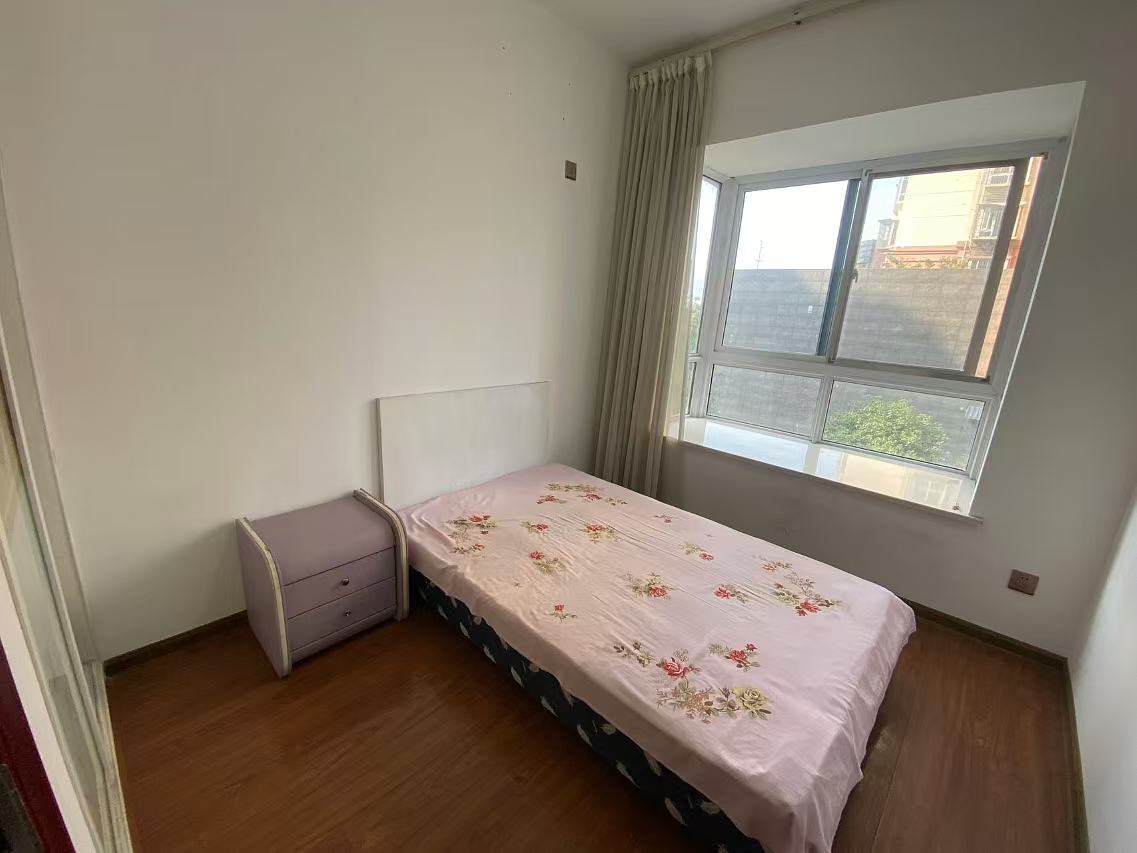 康馨佳园 3室2厅1卫 54.0万 康馨佳园 3室2厅1卫 54.0万室内图