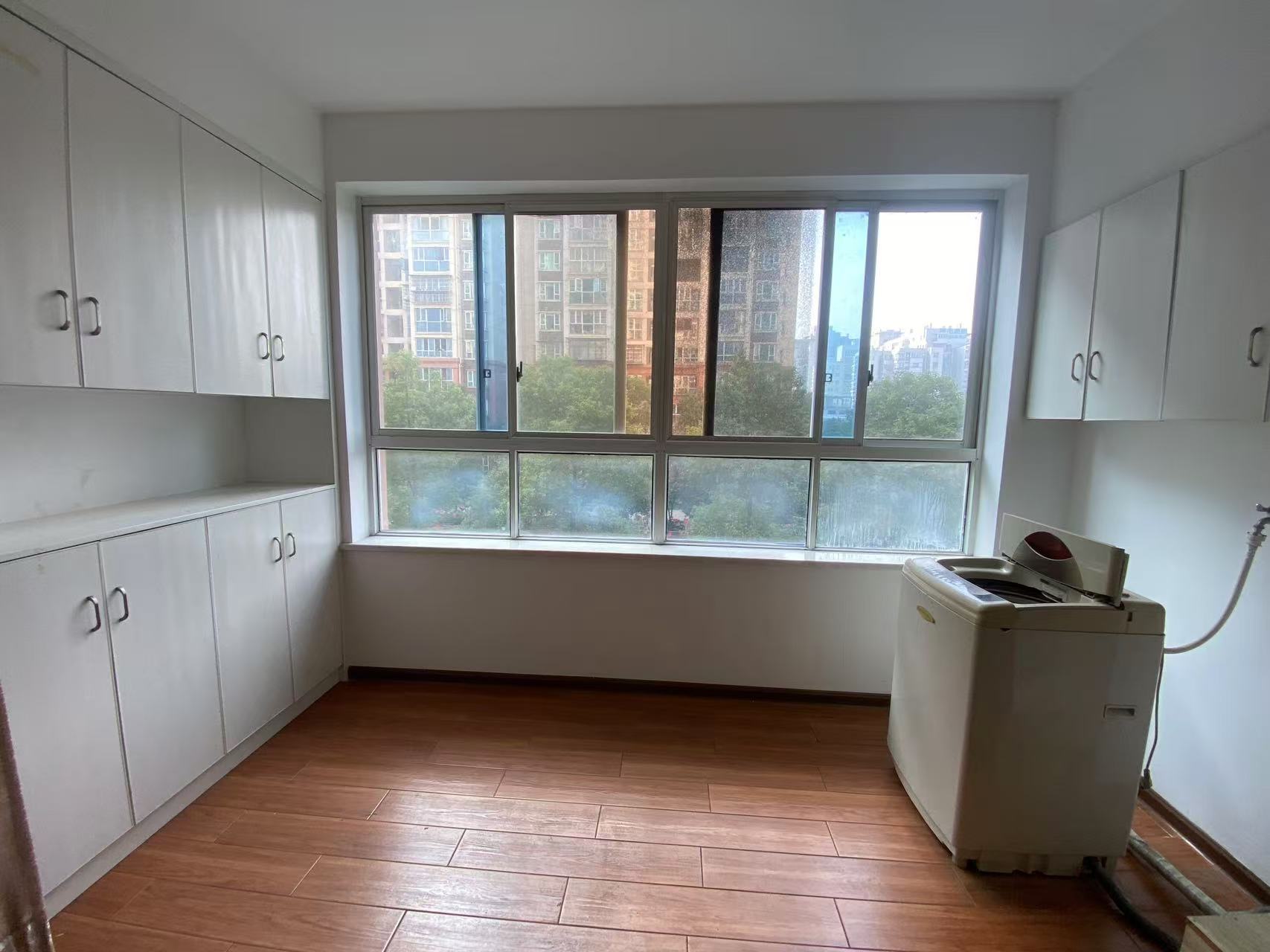 康馨佳园 3室2厅1卫 54.0万 康馨佳园 3室2厅1卫 54.0万室内图